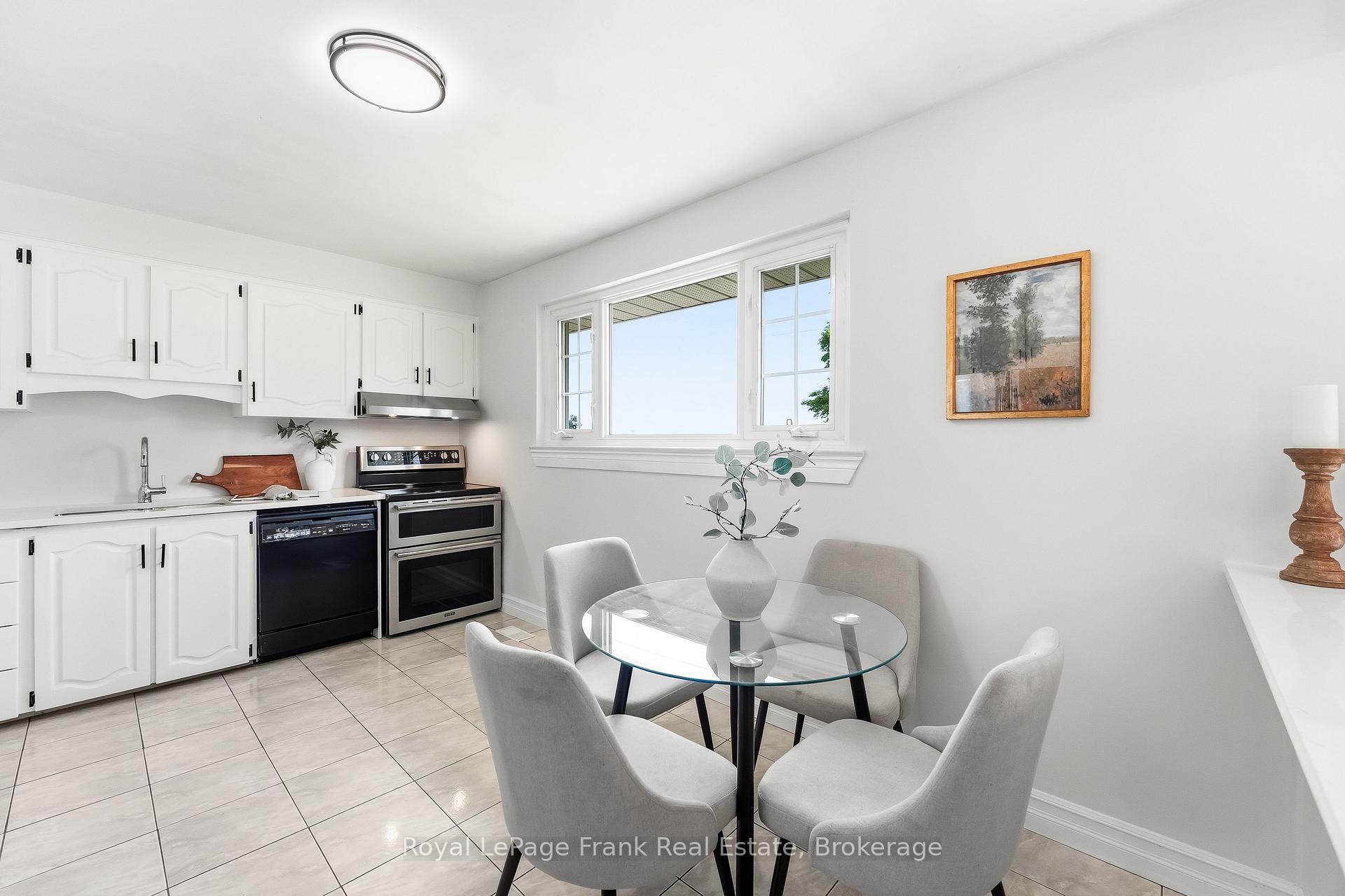 Photo 19 of 1385 Highway 7A, Scugog, Port Perry — HOMEH