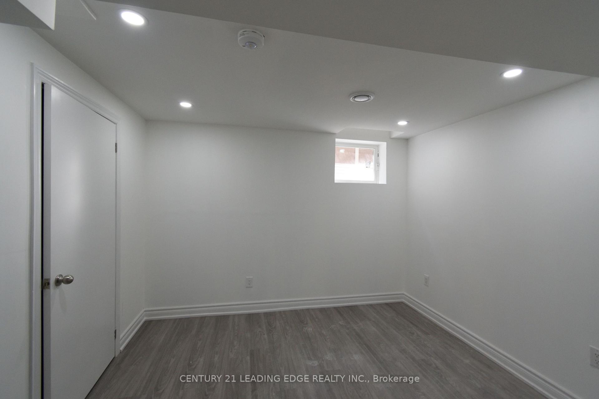 Photo 7 of Unit Bsmt, 45 Lofthouse Drive, Whitby, Rolling Acres — HOMEH