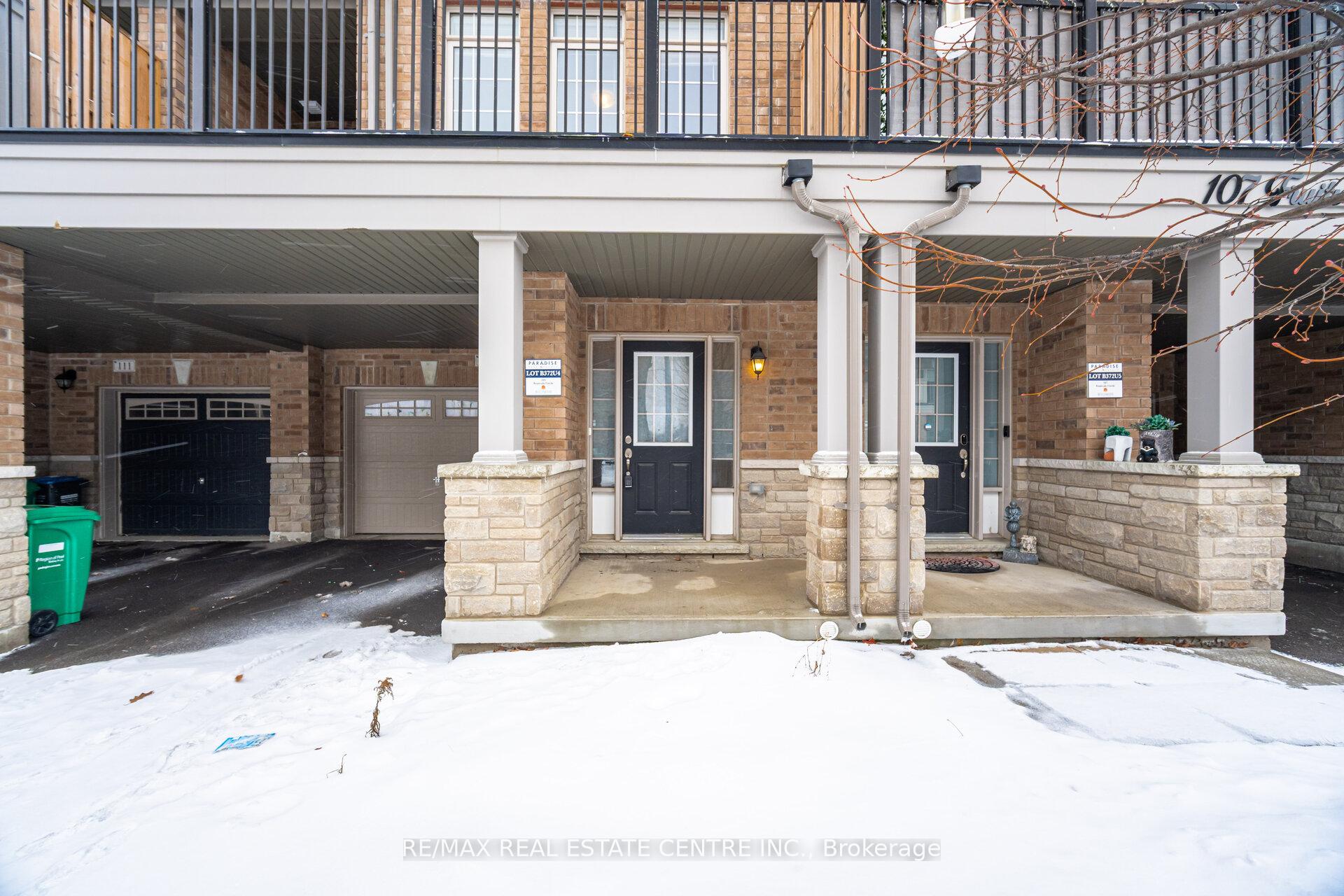 Photo 4 of 109 Fruitvale Circle, Brampton, Northwest Brampton — HOMEH