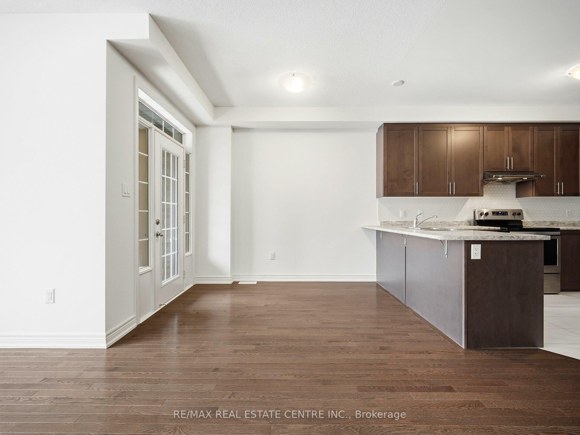 Photo 14 of 109 Fruitvale Circle, Brampton, Northwest Brampton — HOMEH