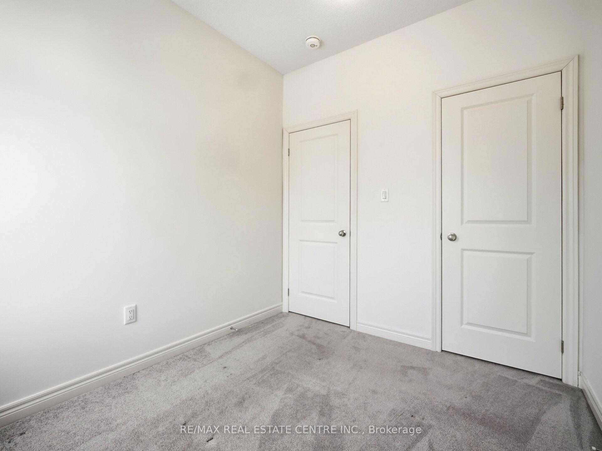 Photo 34 of 109 Fruitvale Circle, Brampton, Northwest Brampton — HOMEH