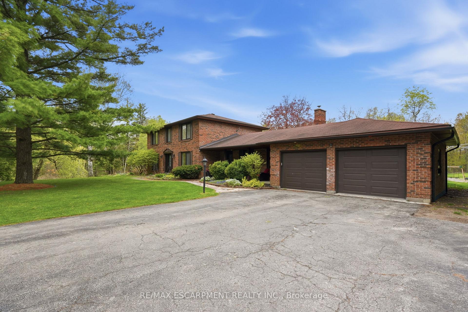 Photo 2 of 3918 Maddaugh Road, Puslinch, Crieff/Aikensville/Killean — HOMEH