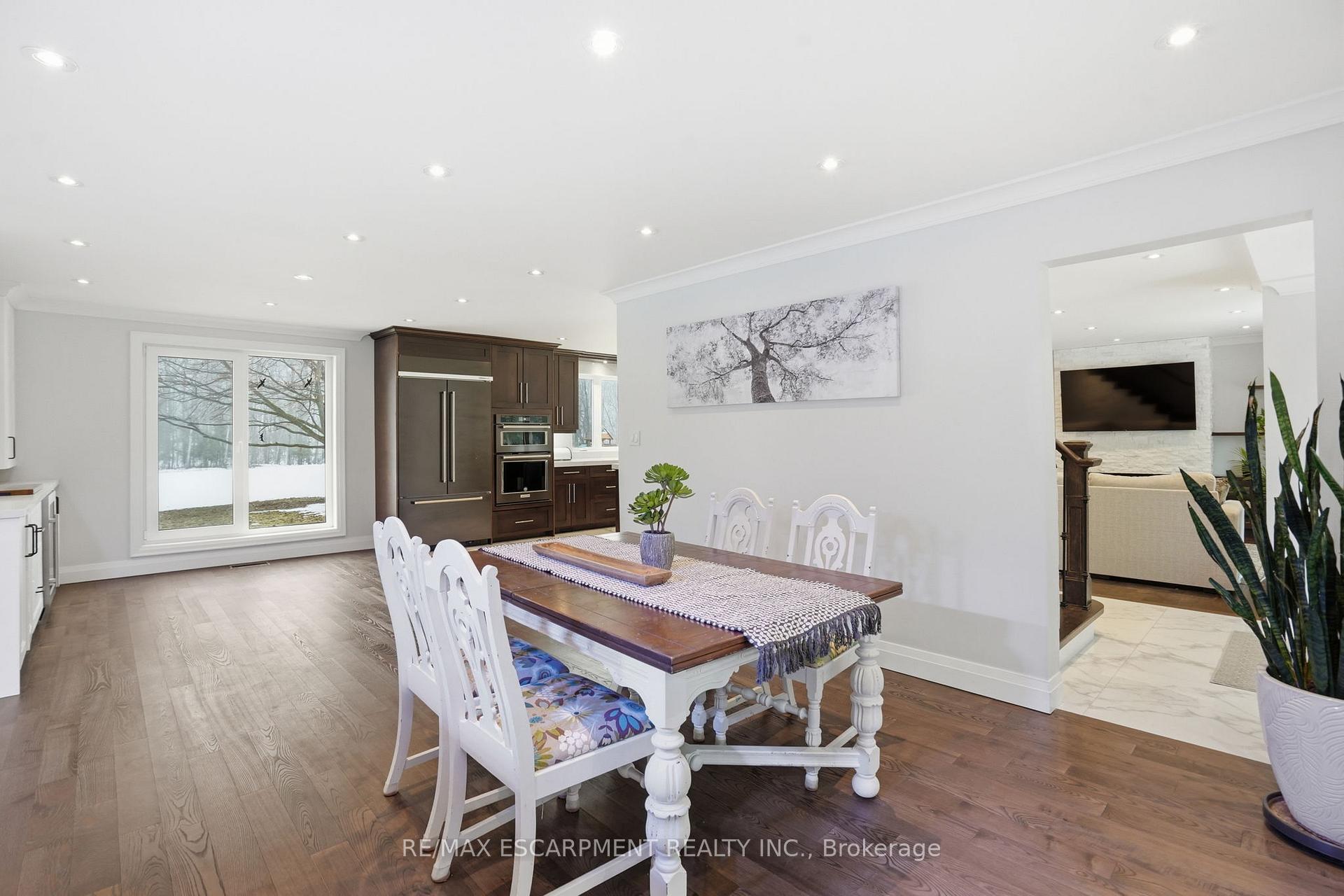 Photo 22 of 3918 Maddaugh Road, Puslinch, Crieff/Aikensville/Killean — HOMEH