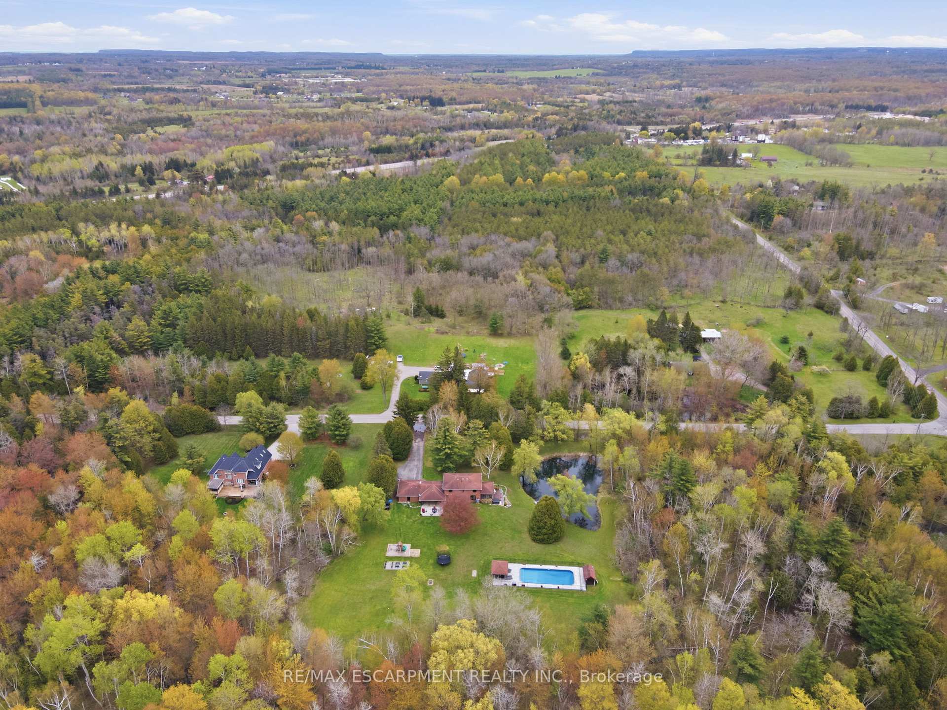 Photo 49 of 3918 Maddaugh Road, Puslinch, Crieff/Aikensville/Killean — HOMEH