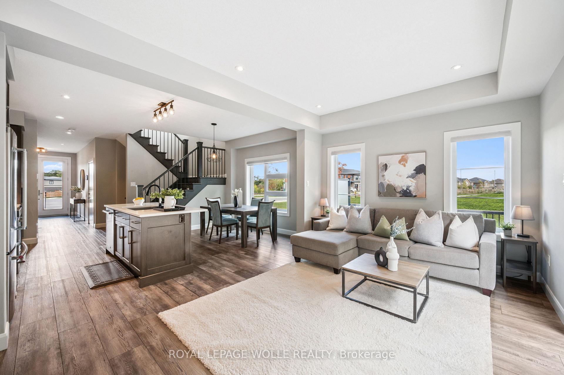 Photo 13 of 884 Robert Ferrie Drive, Kitchener, Doon South — HOMEH