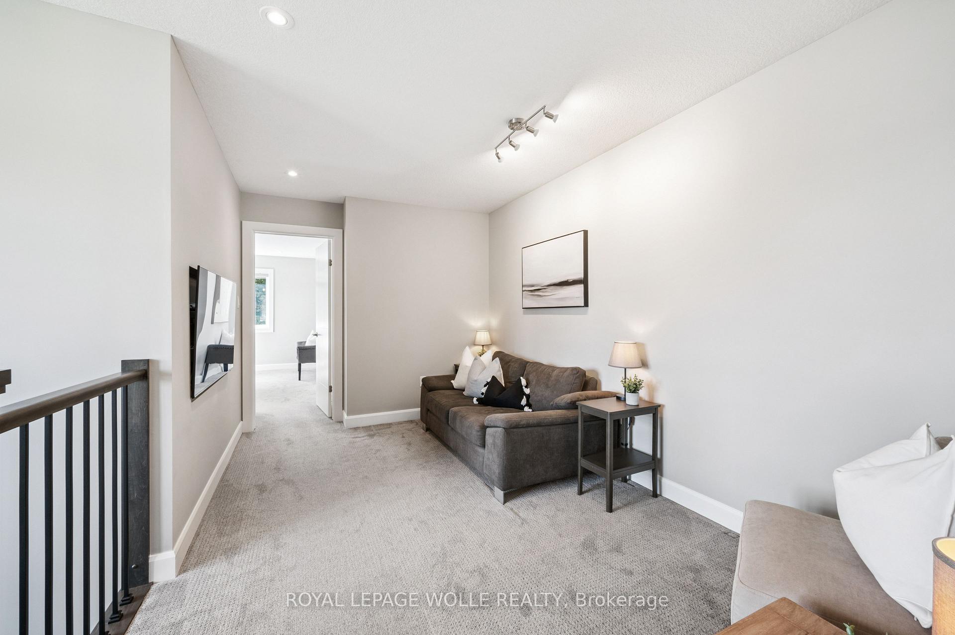Photo 17 of 884 Robert Ferrie Drive, Kitchener, Doon South — HOMEH