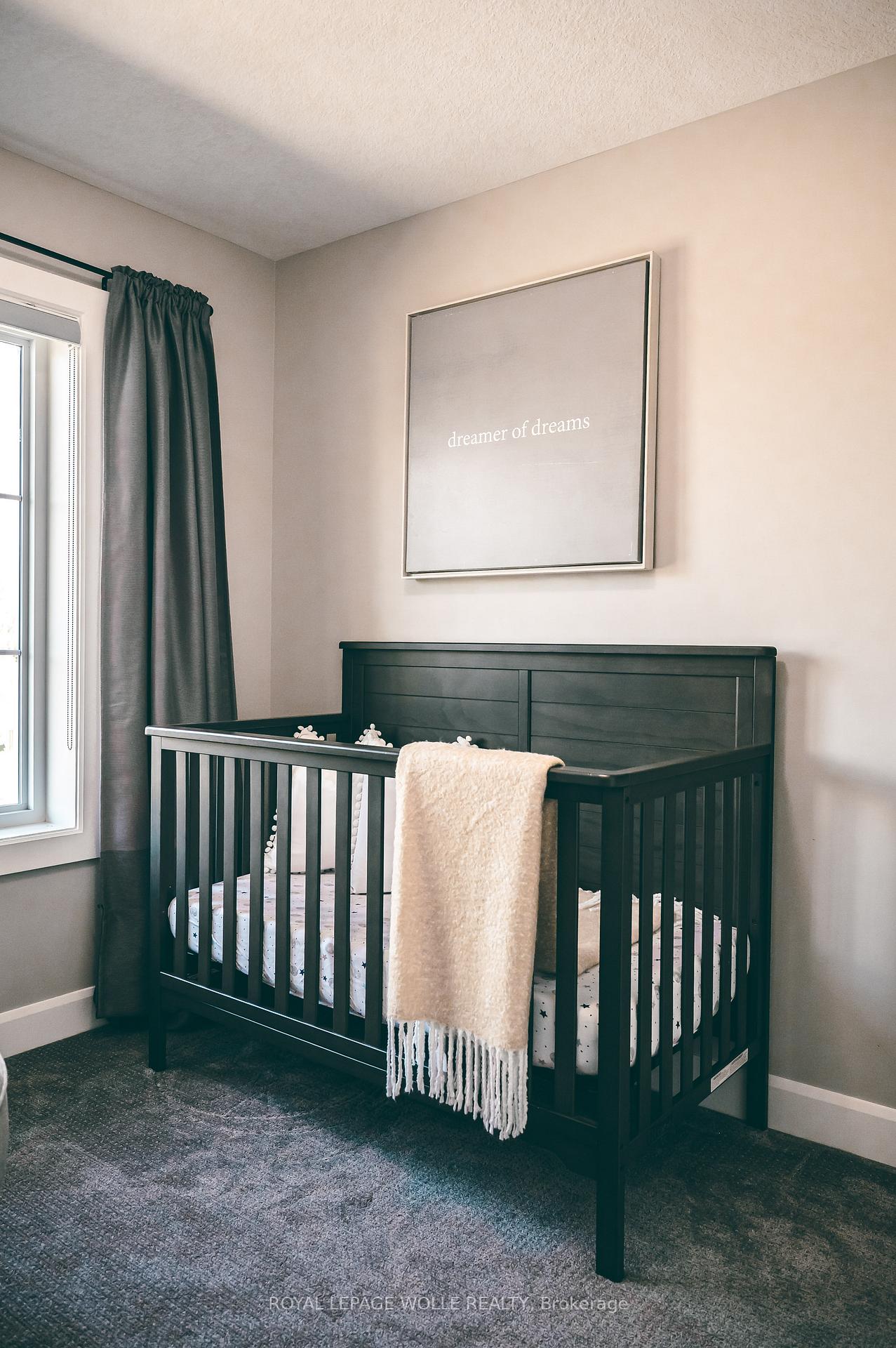 Photo 28 of 884 Robert Ferrie Drive, Kitchener, Doon South — HOMEH