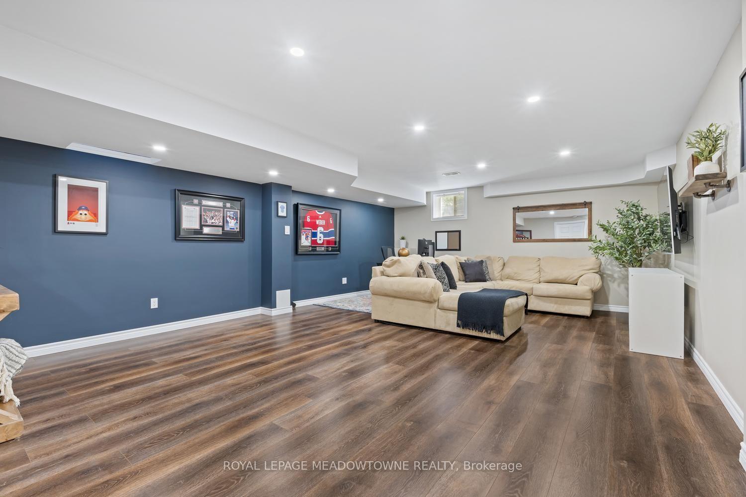 Photo 31 of 19 Goldham Way, Halton Hills, Georgetown — HOMEH