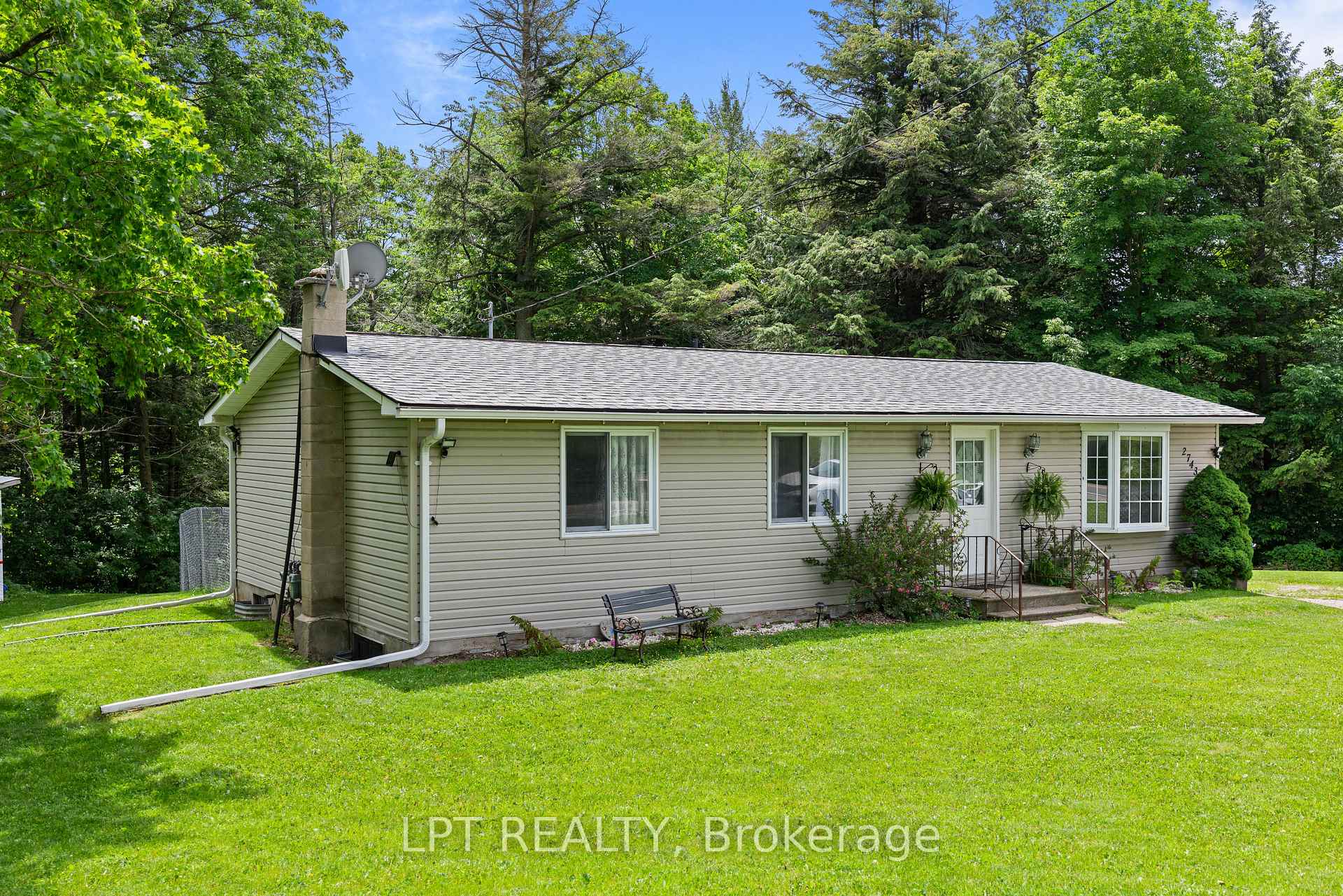 Photo 4 of 2743 Lockhart Road, Innisfil, Rural Innisfil — HOMEH