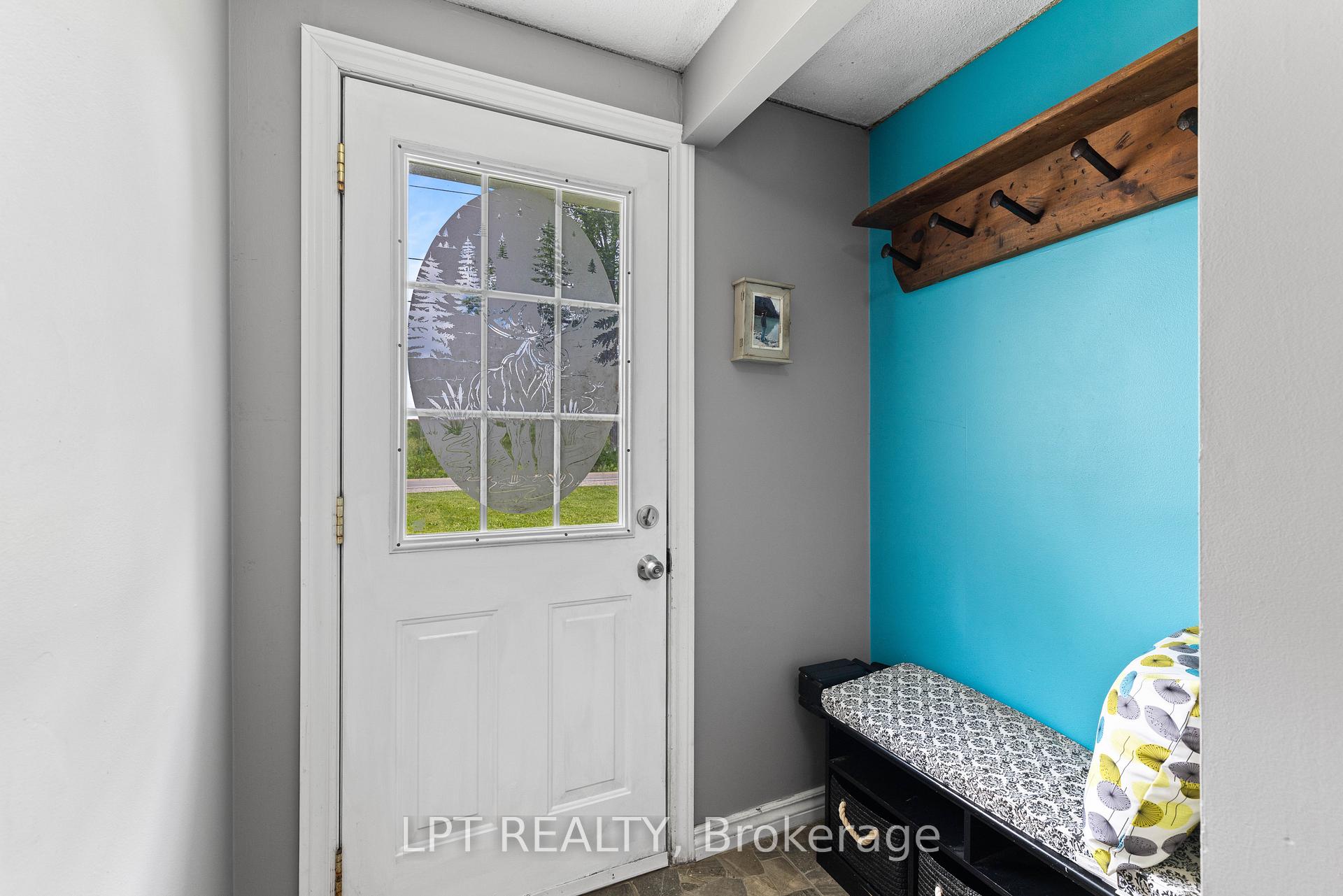 Photo 5 of 2743 Lockhart Road, Innisfil, Rural Innisfil — HOMEH