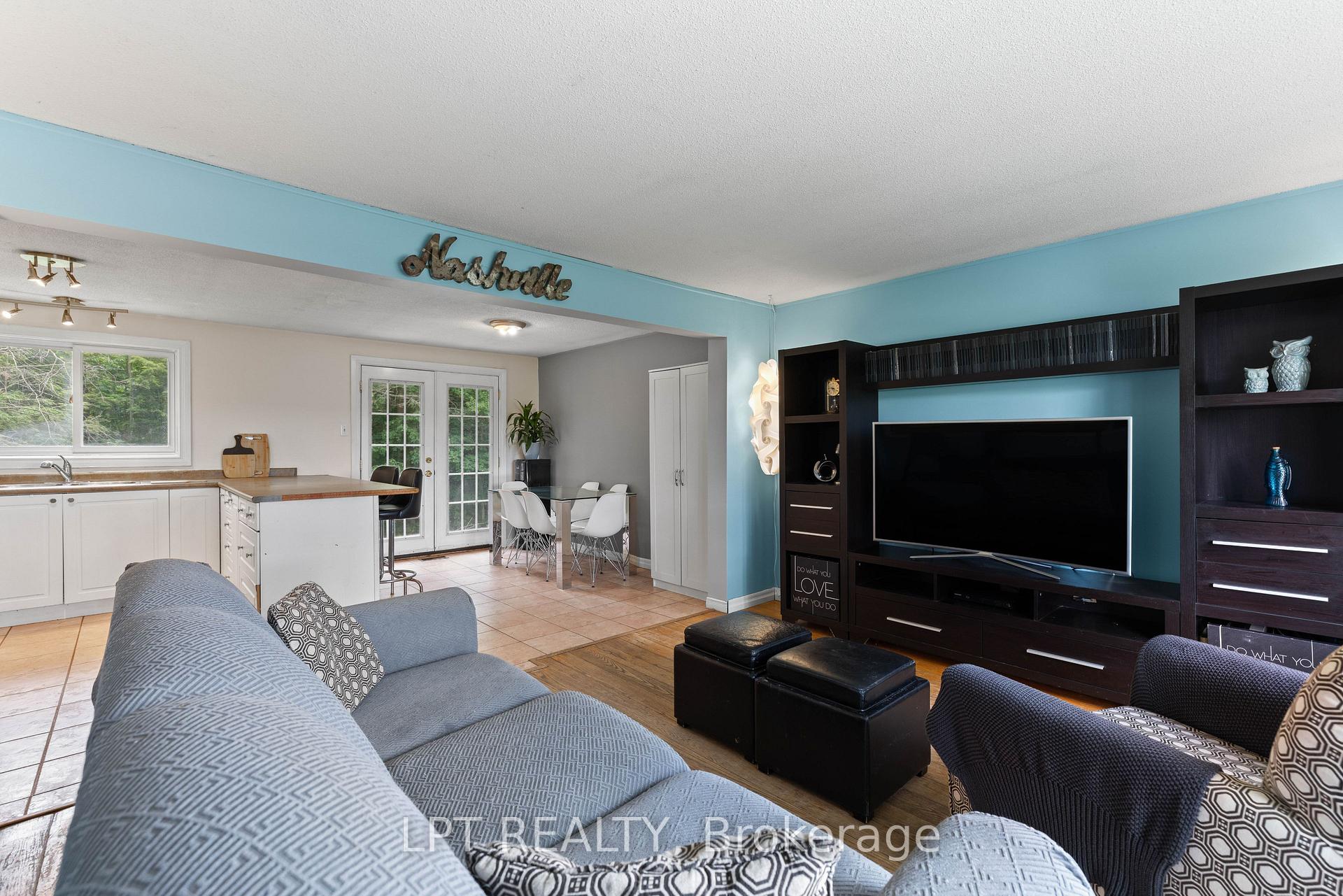 Photo 7 of 2743 Lockhart Road, Innisfil, Rural Innisfil — HOMEH