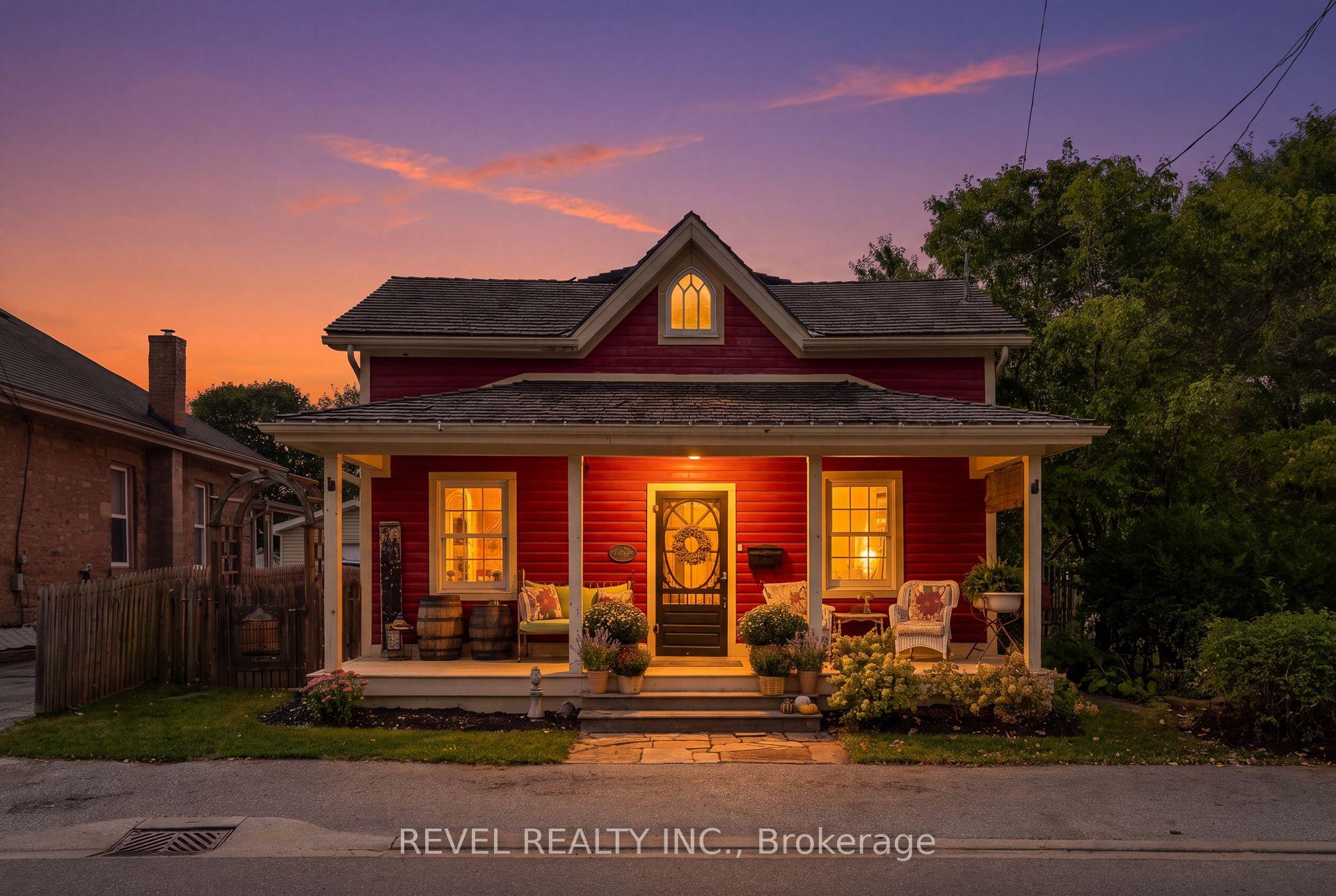 Photo of 532 Main Street
