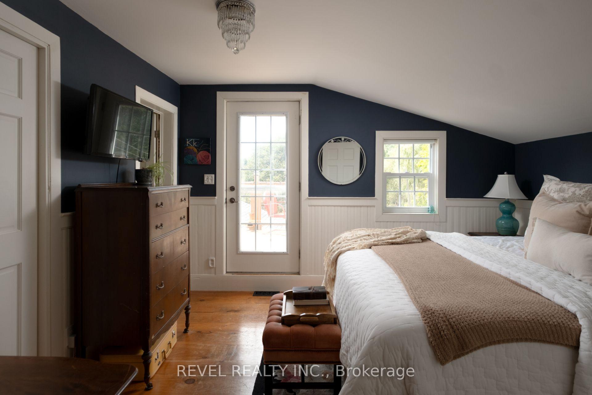 Photo 26 of 532 Main Street, Halton Hills, Glen Williams — HOMEH
