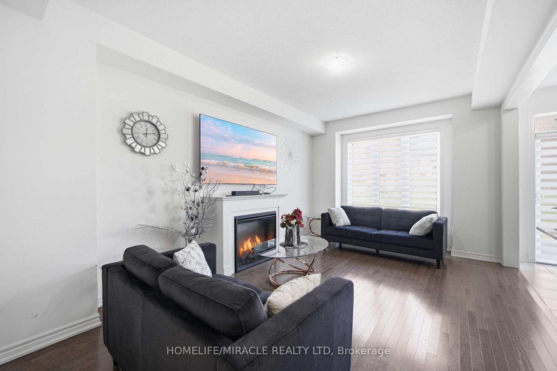 Photo 6 of 1230 Rexton Drive, Oshawa, Kedron — HOMEH