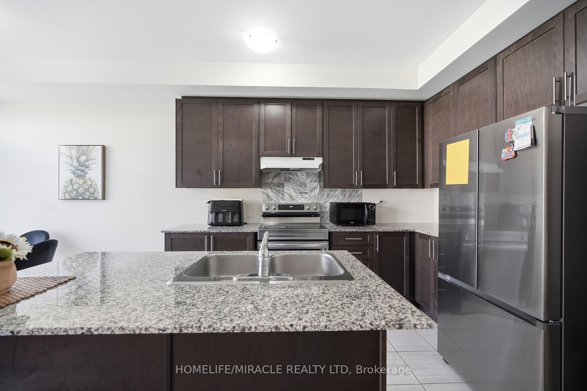 Photo 10 of 1230 Rexton Drive, Oshawa, Kedron — HOMEH