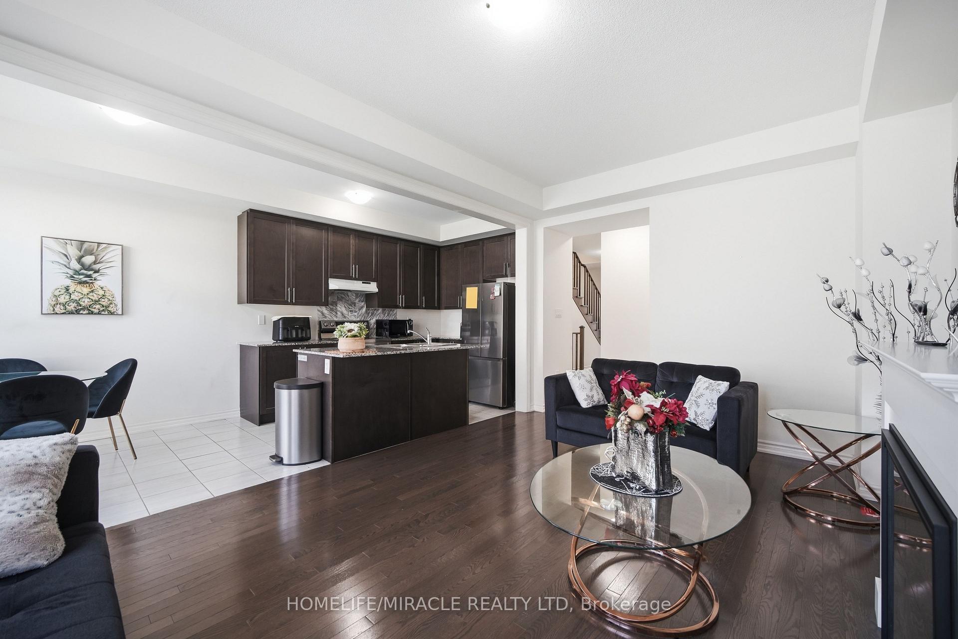 Photo 17 of 1230 Rexton Drive, Oshawa, Kedron — HOMEH