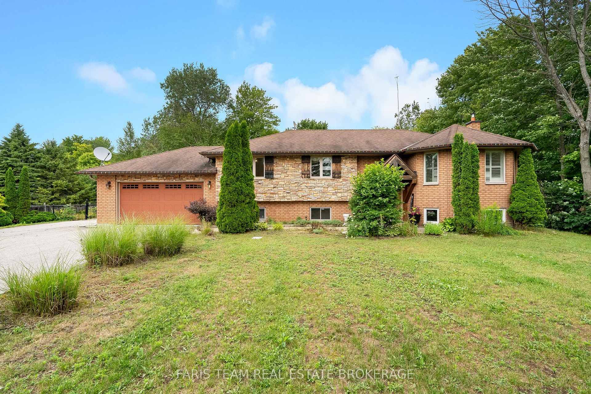 Photo 3 of 7697 County Road 56, Essa, Rural Essa — HOMEH