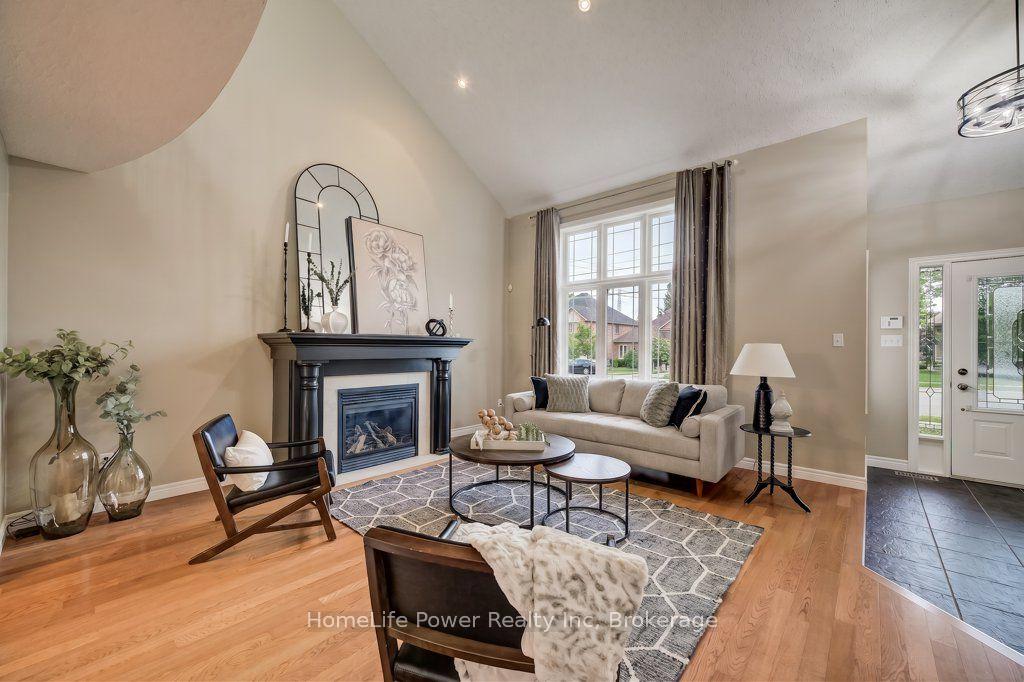 Photo 7 of 16 Irongate Drive, Brant, Paris — HOMEH