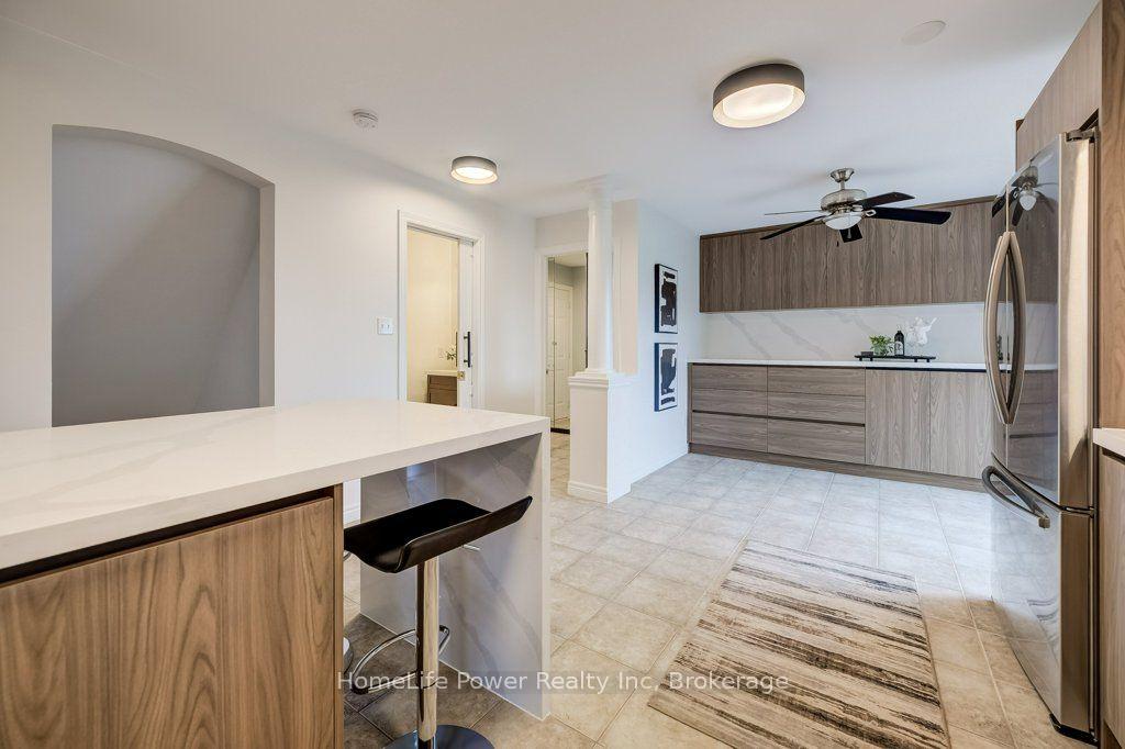 Photo 14 of 16 Irongate Drive, Brant, Paris — HOMEH