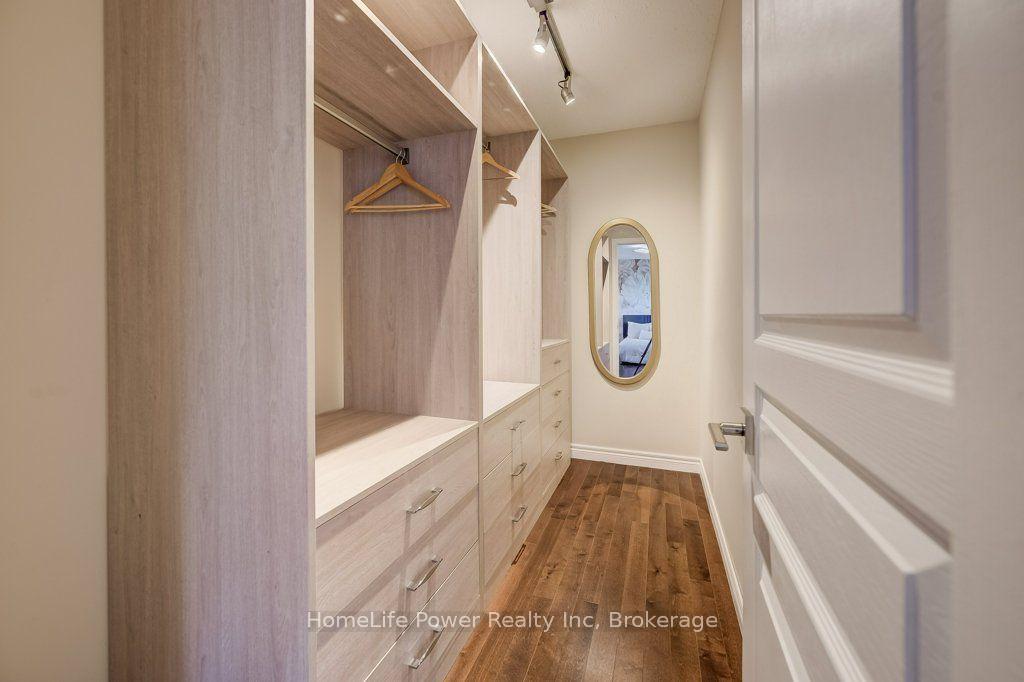 Photo 20 of 16 Irongate Drive, Brant, Paris — HOMEH