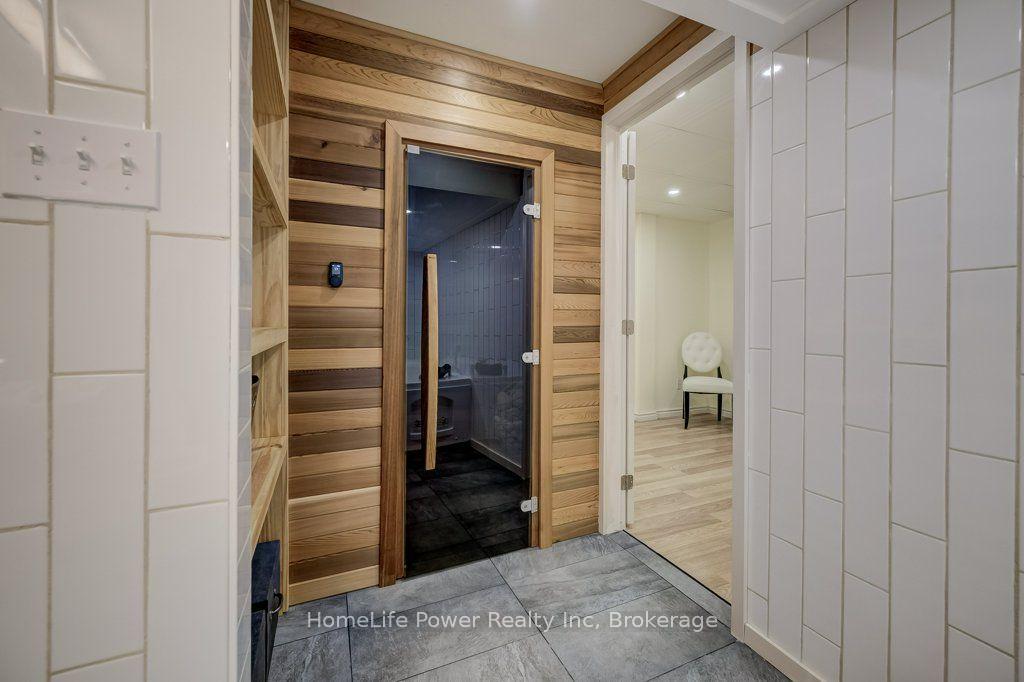 Photo 34 of 16 Irongate Drive, Brant, Paris — HOMEH