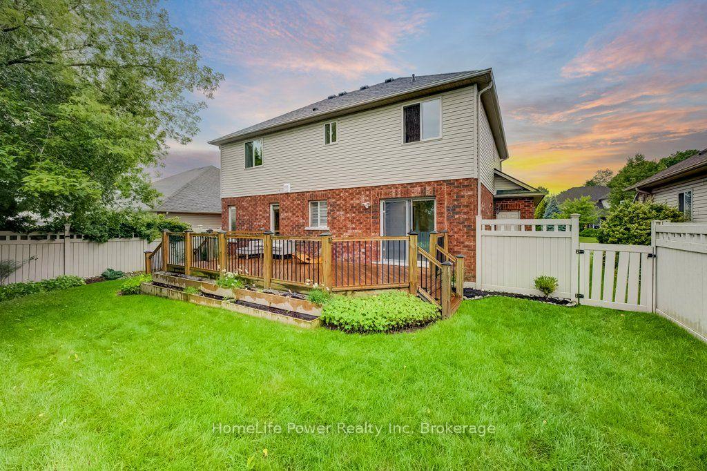 Photo 37 of 16 Irongate Drive, Brant, Paris — HOMEH