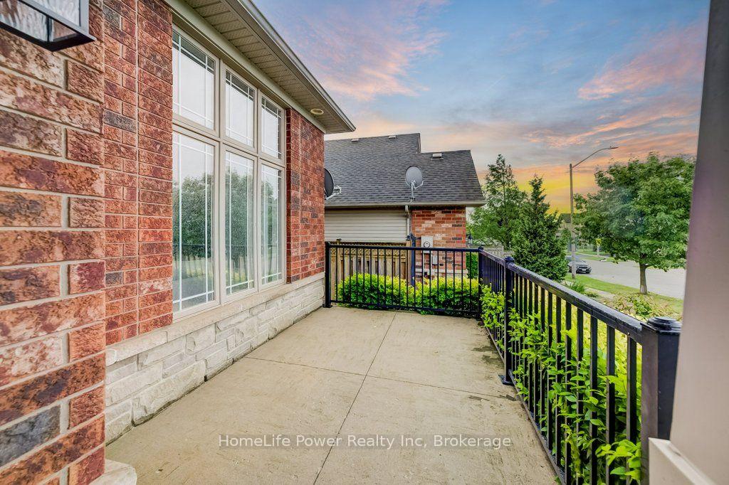 Photo 40 of 16 Irongate Drive, Brant, Paris — HOMEH