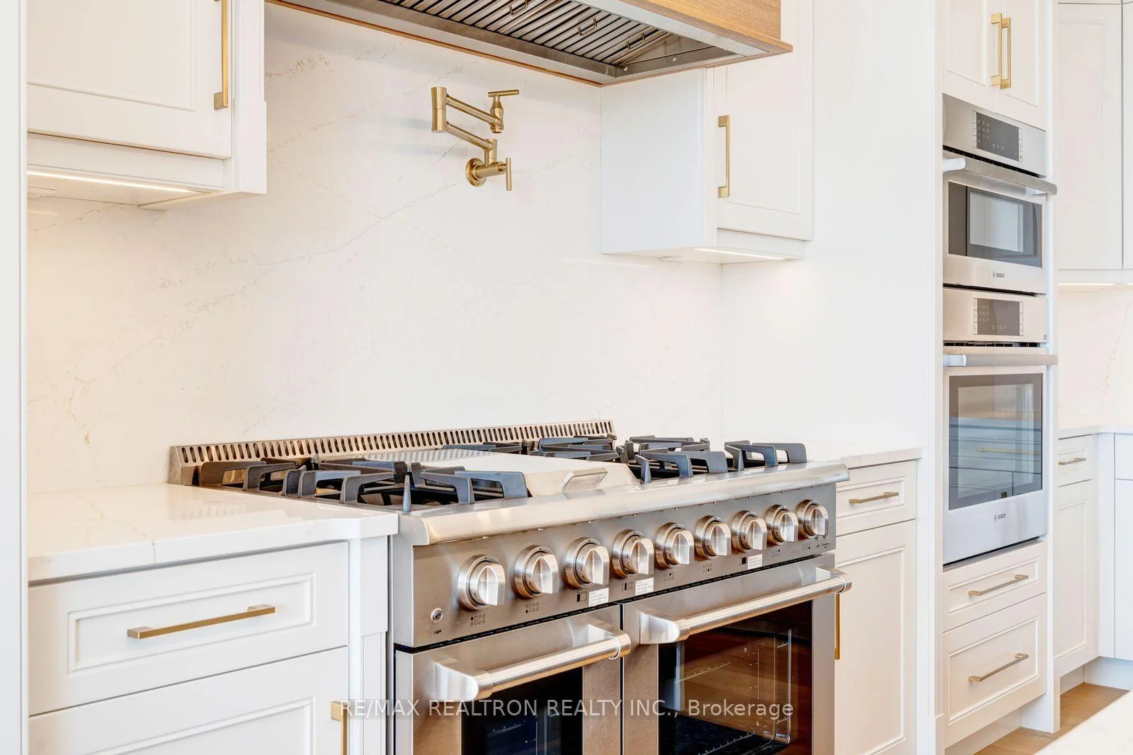 Photo 18 of Unit 1202, 223 Erb Street W, Waterloo, Uptown West — HOMEH