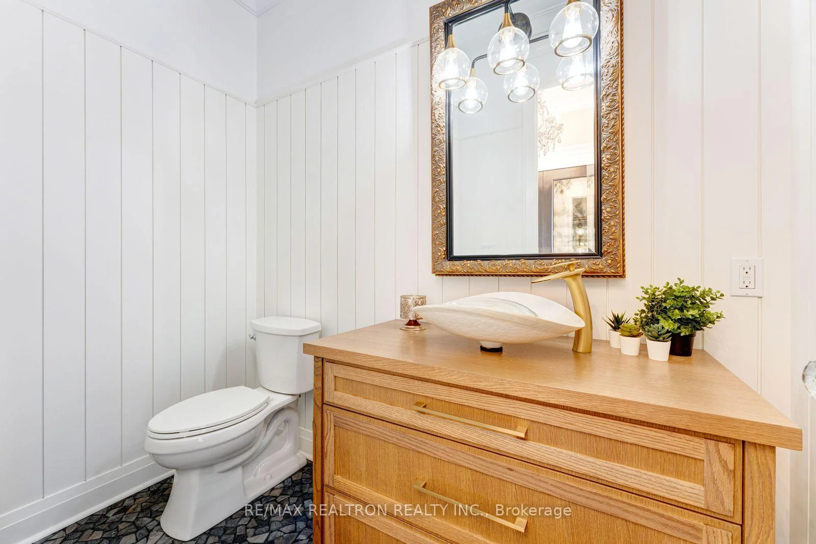 Photo 82 of Unit 1202, 223 Erb Street W, Waterloo, Uptown West — HOMEH