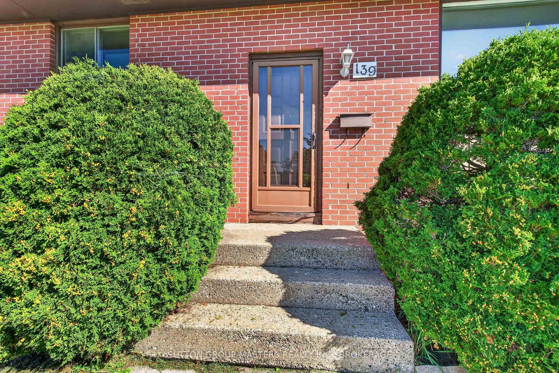 Photo 4 of 139 Sherwood Avenue, Loyalist, Amherstview — HOMEH