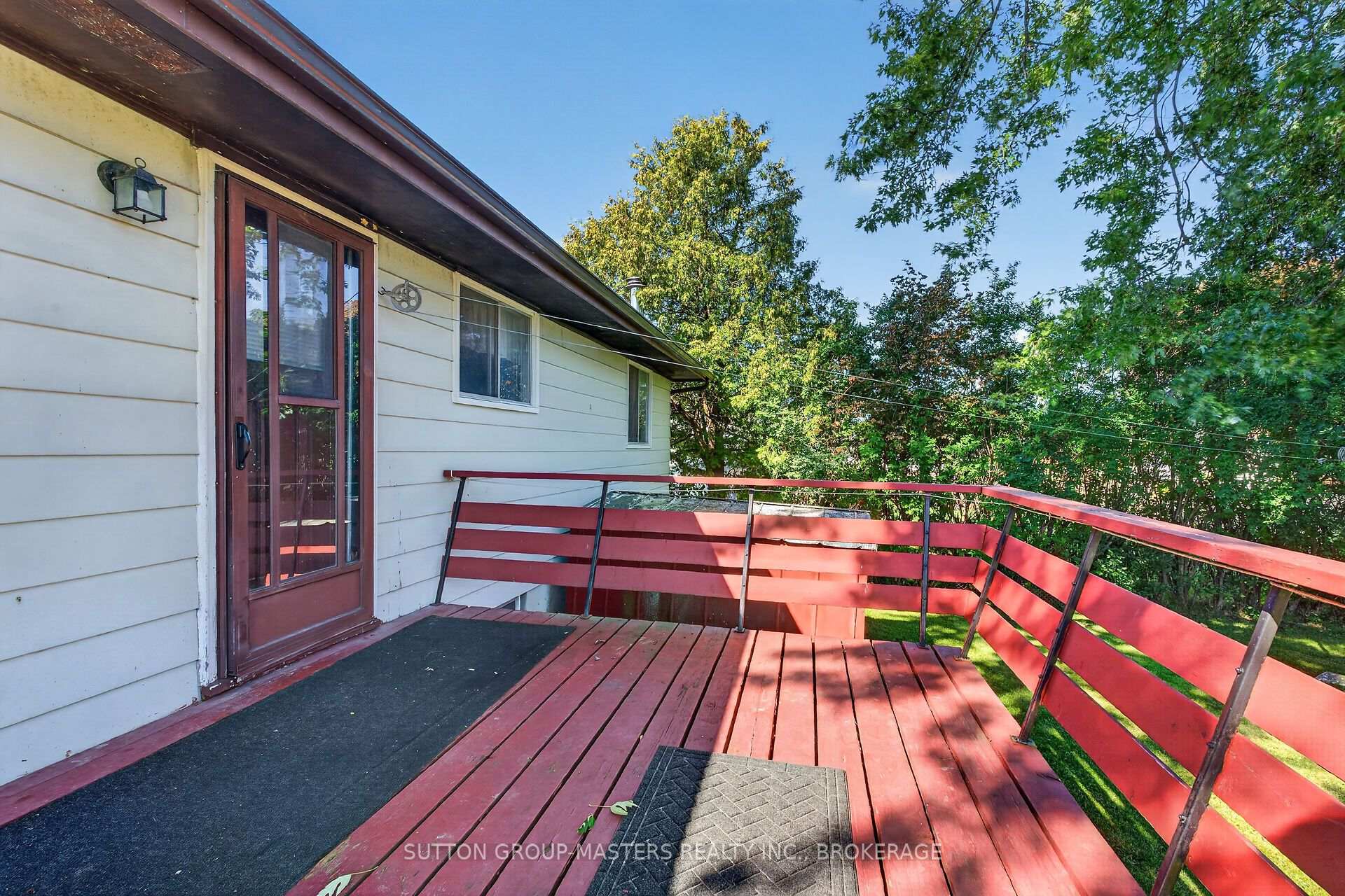 Photo 11 of 139 Sherwood Avenue, Loyalist, Amherstview — HOMEH