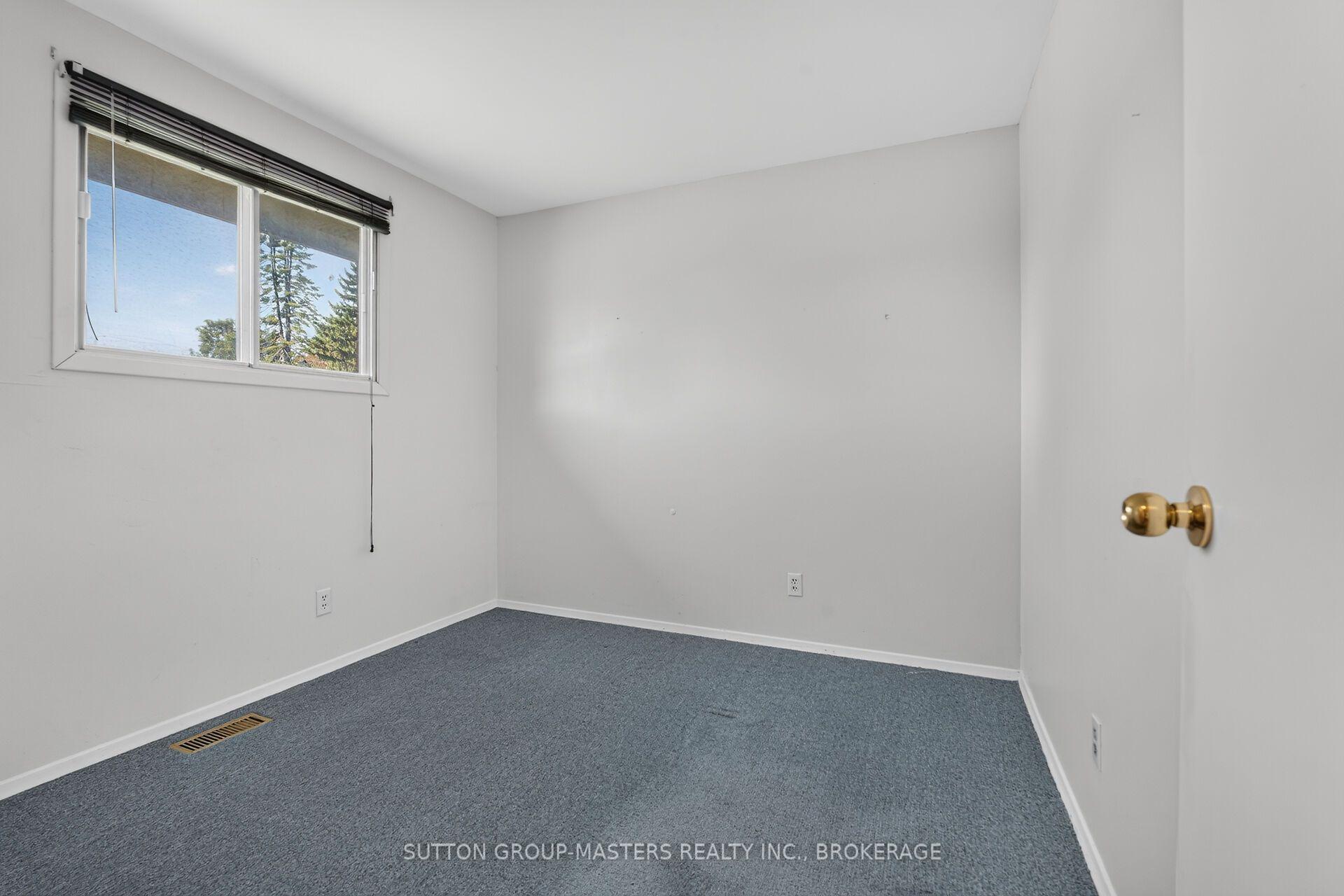 Photo 23 of 139 Sherwood Avenue, Loyalist, Amherstview — HOMEH