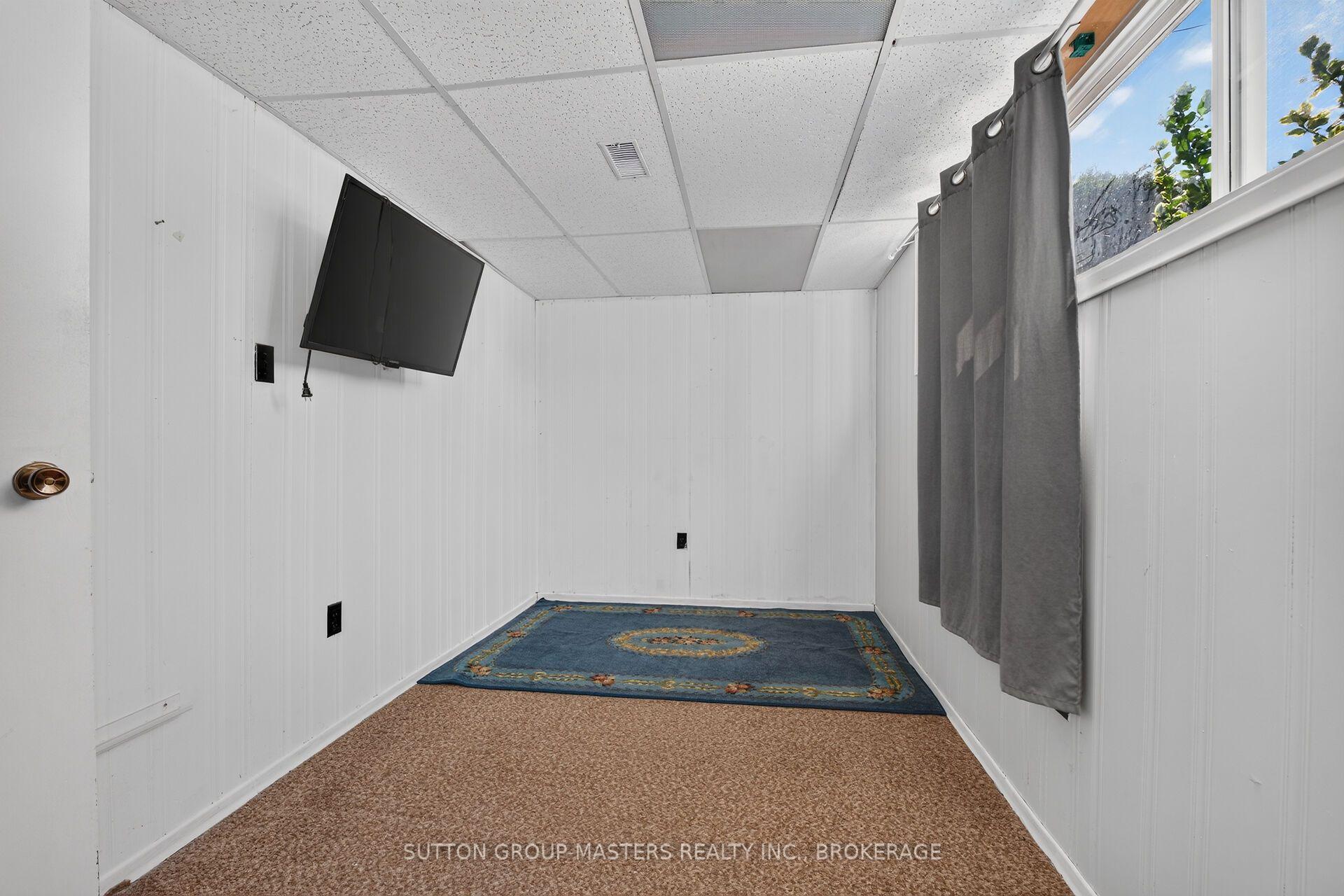 Photo 28 of 139 Sherwood Avenue, Loyalist, Amherstview — HOMEH