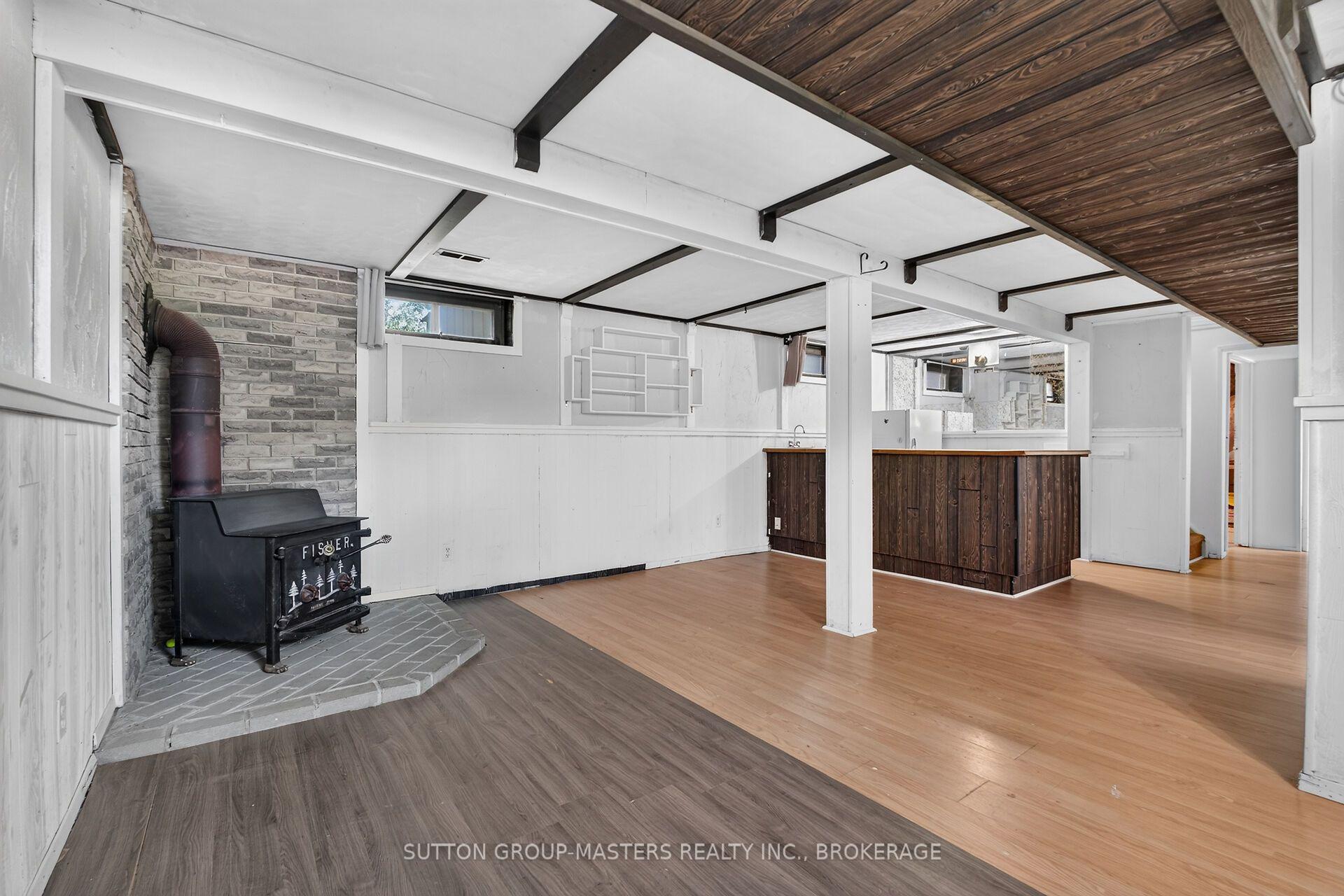 Photo 31 of 139 Sherwood Avenue, Loyalist, Amherstview — HOMEH