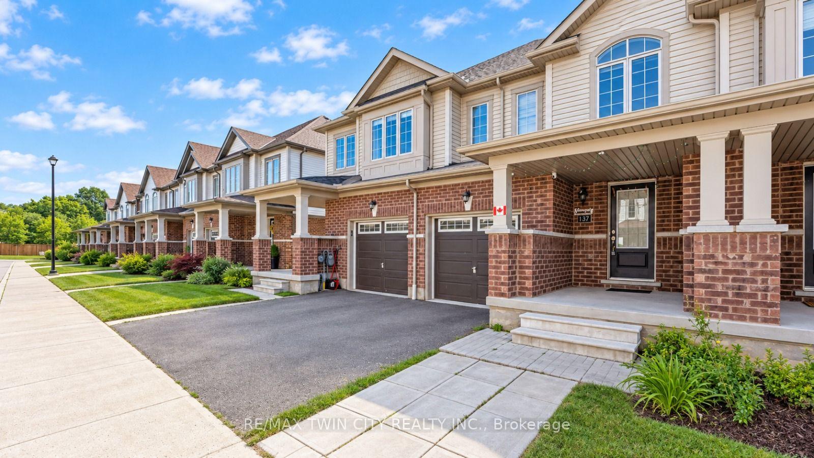 Photo 2 of 755 Linden Dr Unit 37, Cambridge, Preston Heights — HOMEH