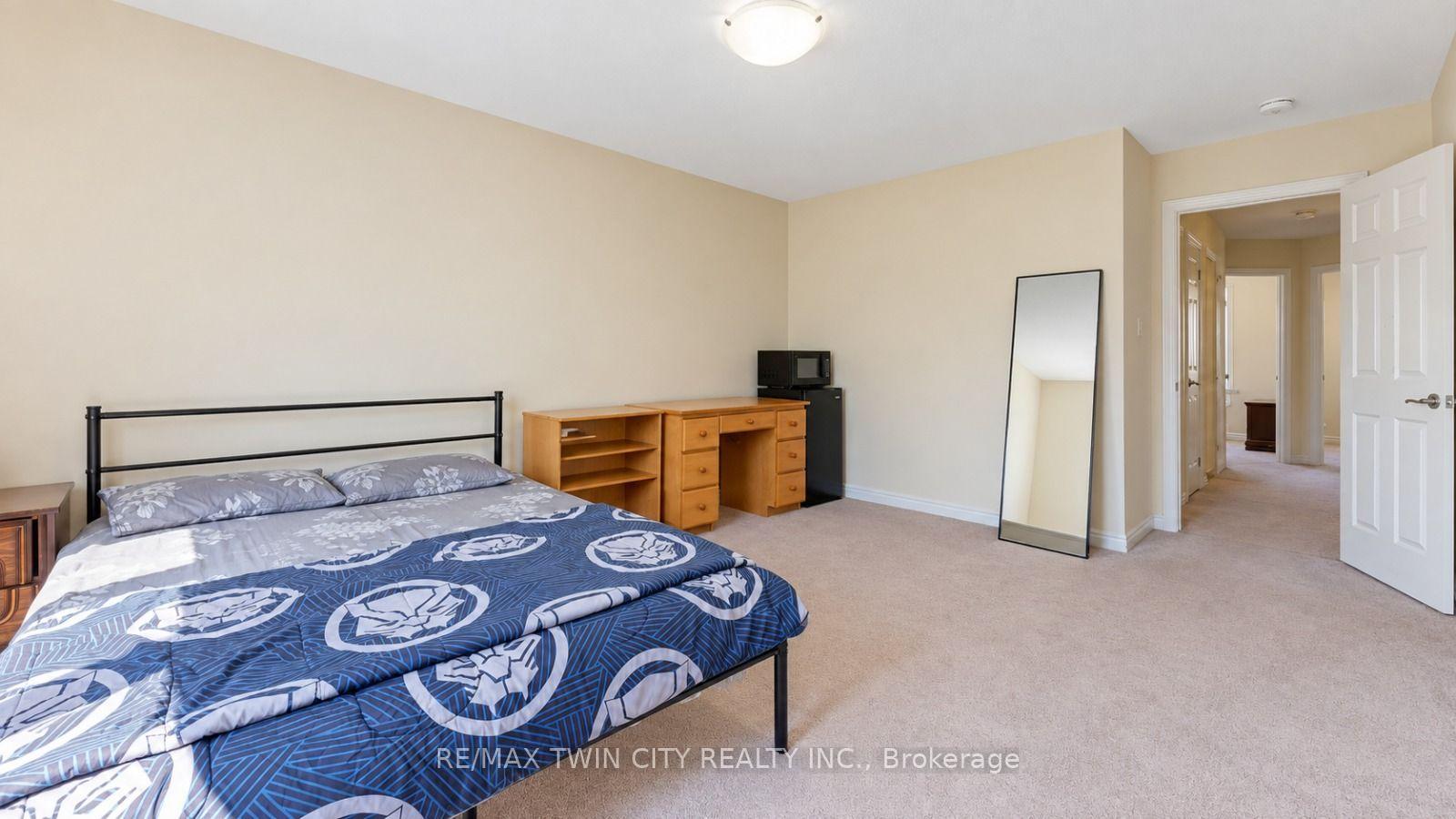 Photo 18 of 755 Linden Dr Unit 37, Cambridge, Preston Heights — HOMEH