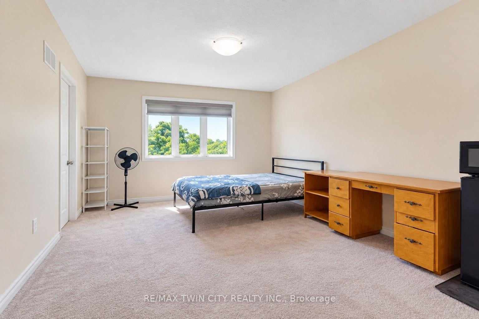 Photo 19 of 755 Linden Dr Unit 37, Cambridge, Preston Heights — HOMEH