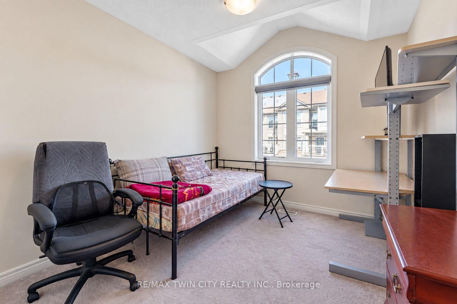 Photo 21 of 755 Linden Dr Unit 37, Cambridge, Preston Heights — HOMEH