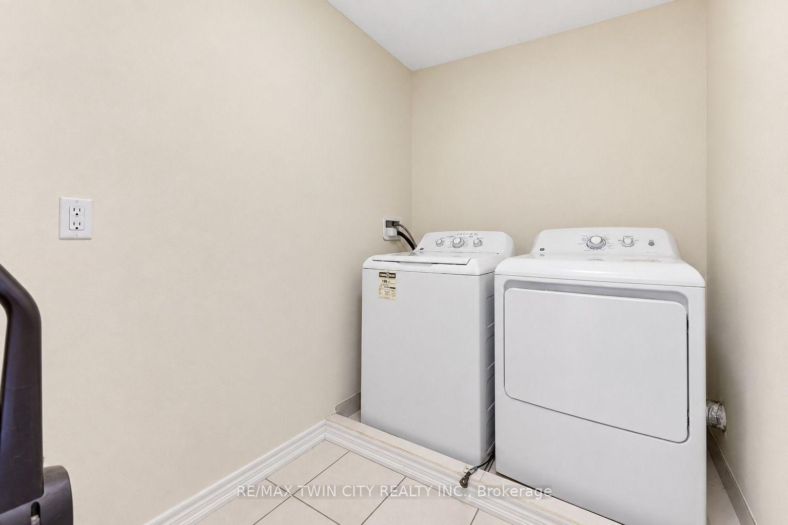 Photo 24 of 755 Linden Dr Unit 37, Cambridge, Preston Heights — HOMEH
