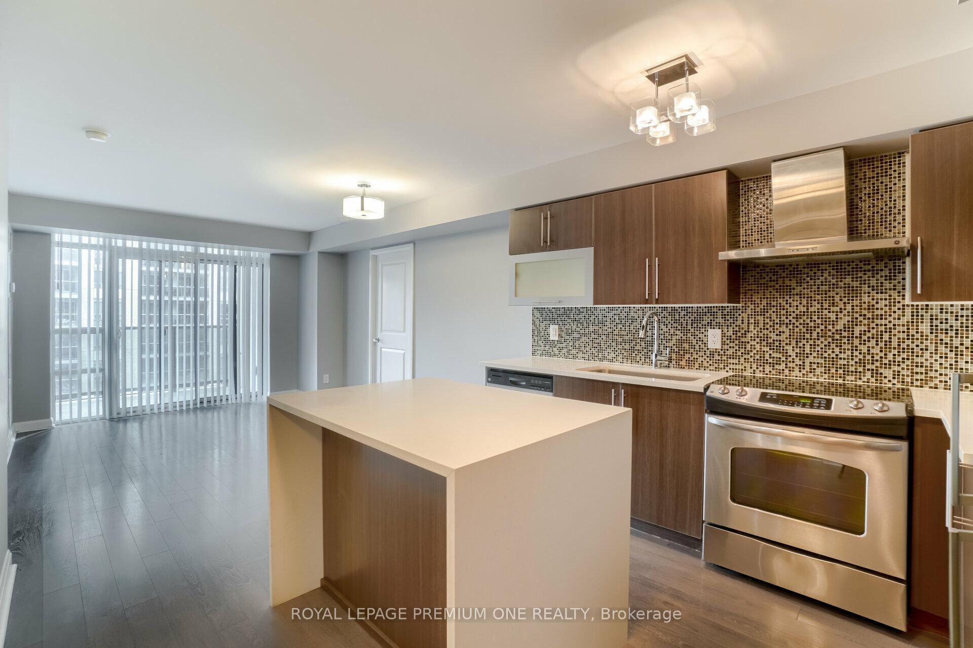 Photo 2 of Unit 911, 1 Michael Power Place, Etobicoke, Islington-City Centre West — HOMEH