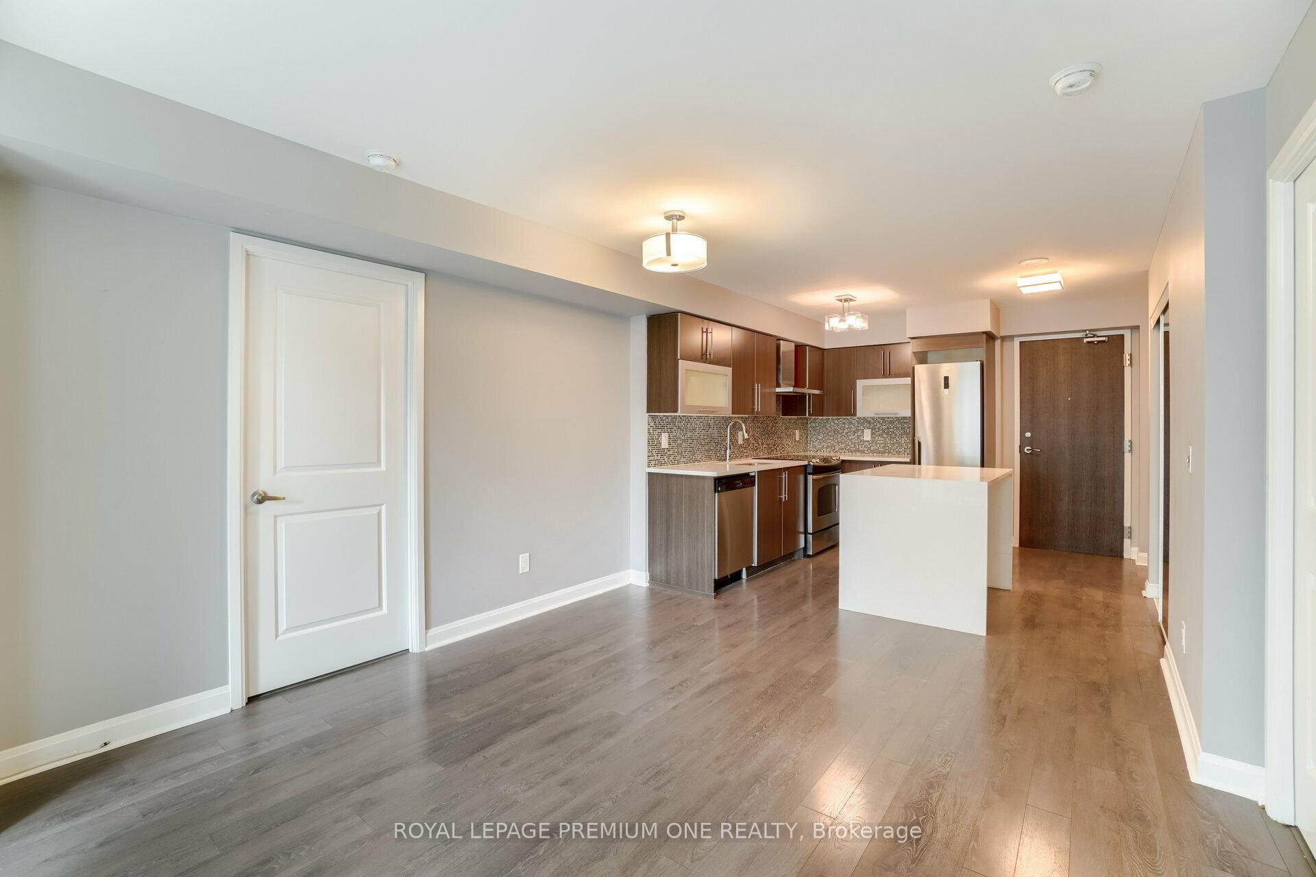 Photo 7 of Unit 911, 1 Michael Power Place, Etobicoke, Islington-City Centre West — HOMEH