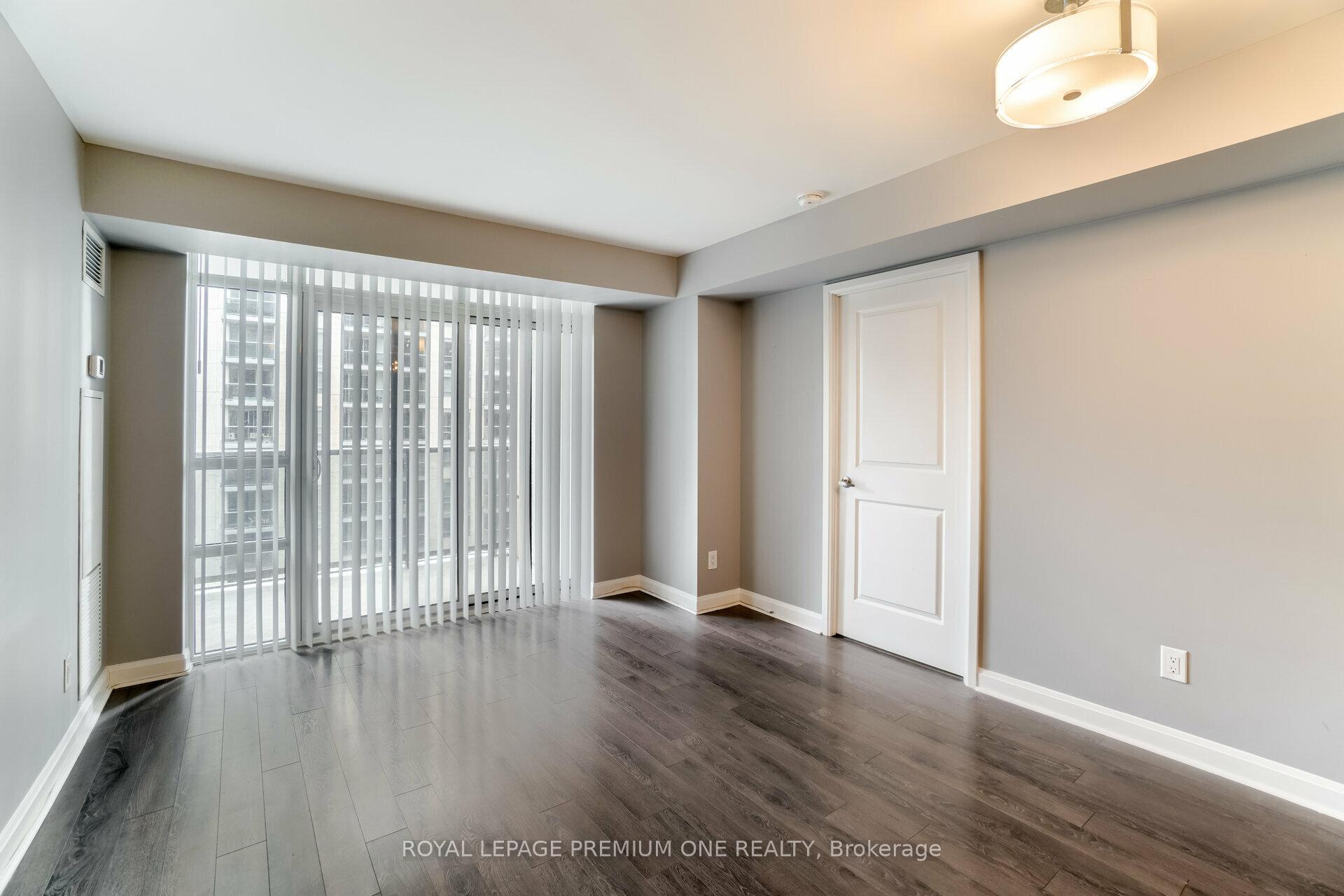 Photo 8 of Unit 911, 1 Michael Power Place, Etobicoke, Islington-City Centre West — HOMEH