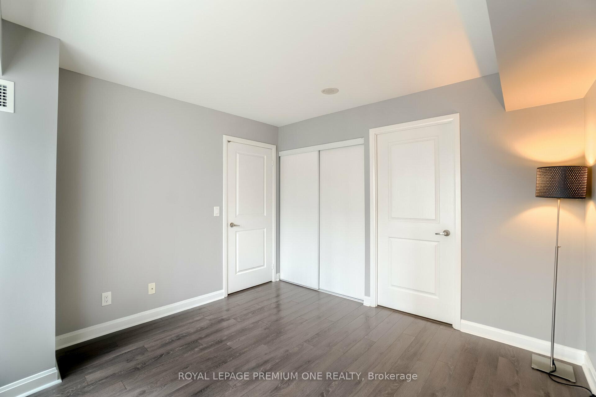 Photo 12 of Unit 911, 1 Michael Power Place, Etobicoke, Islington-City Centre West — HOMEH