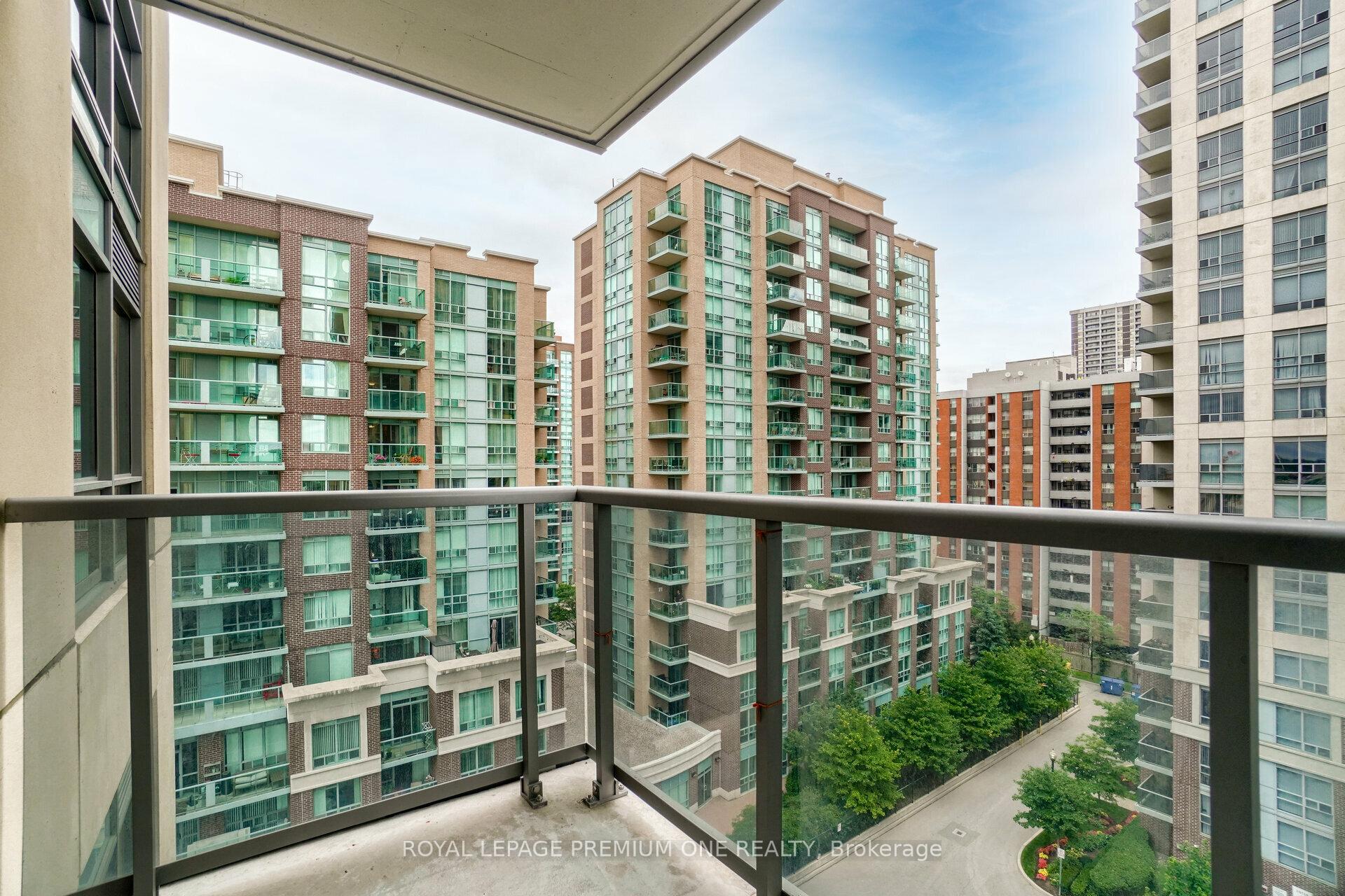 Photo 19 of Unit 911, 1 Michael Power Place, Etobicoke, Islington-City Centre West — HOMEH