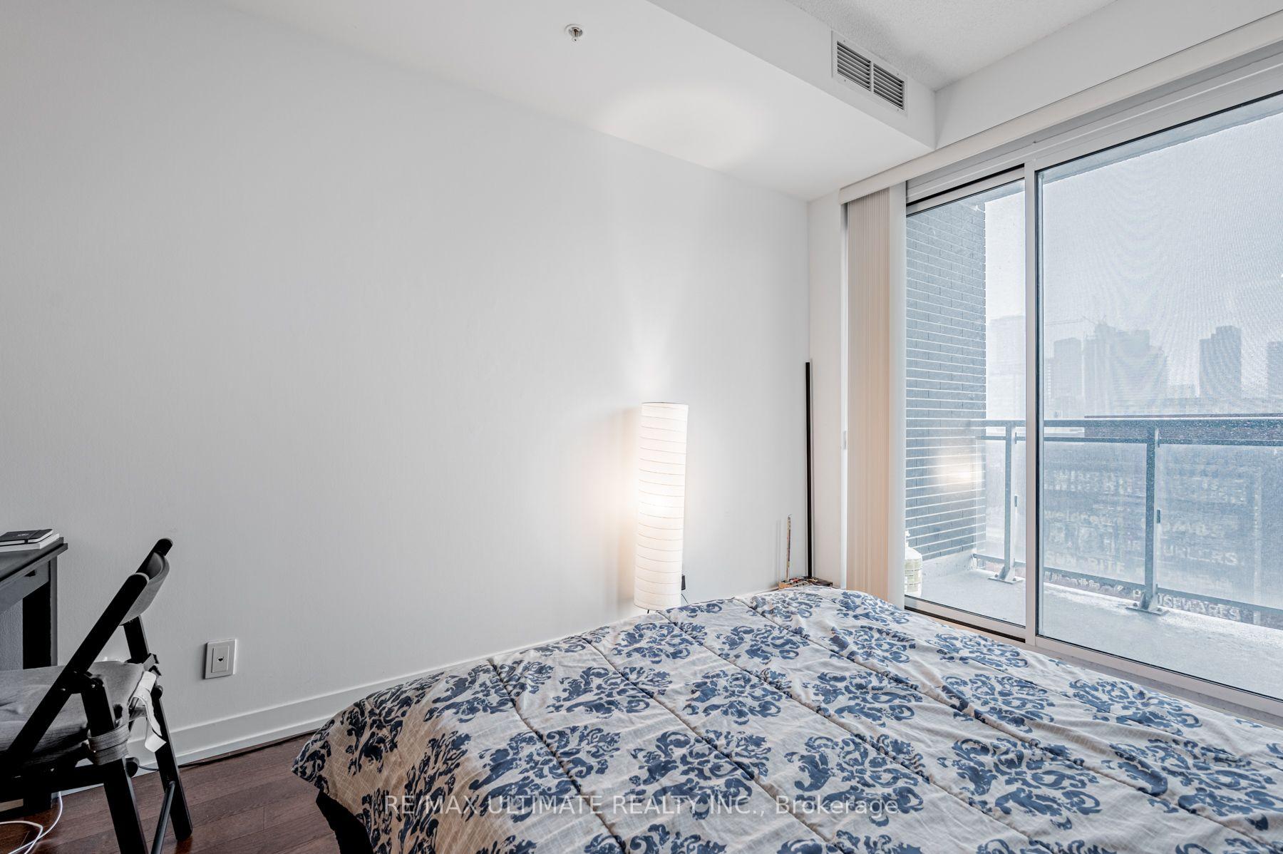 Photo 12 of Unit 809, 10 Willison Square, Toronto, Kensington-Chinatown — HOMEH