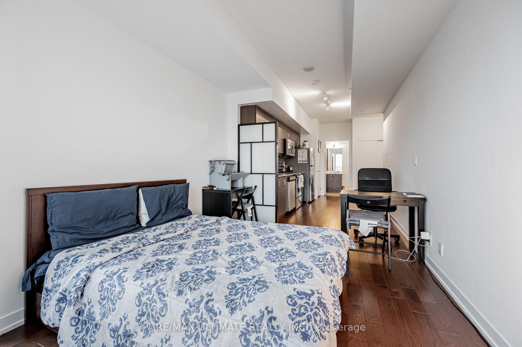 Photo 14 of Unit 809, 10 Willison Square, Toronto, Kensington-Chinatown — HOMEH