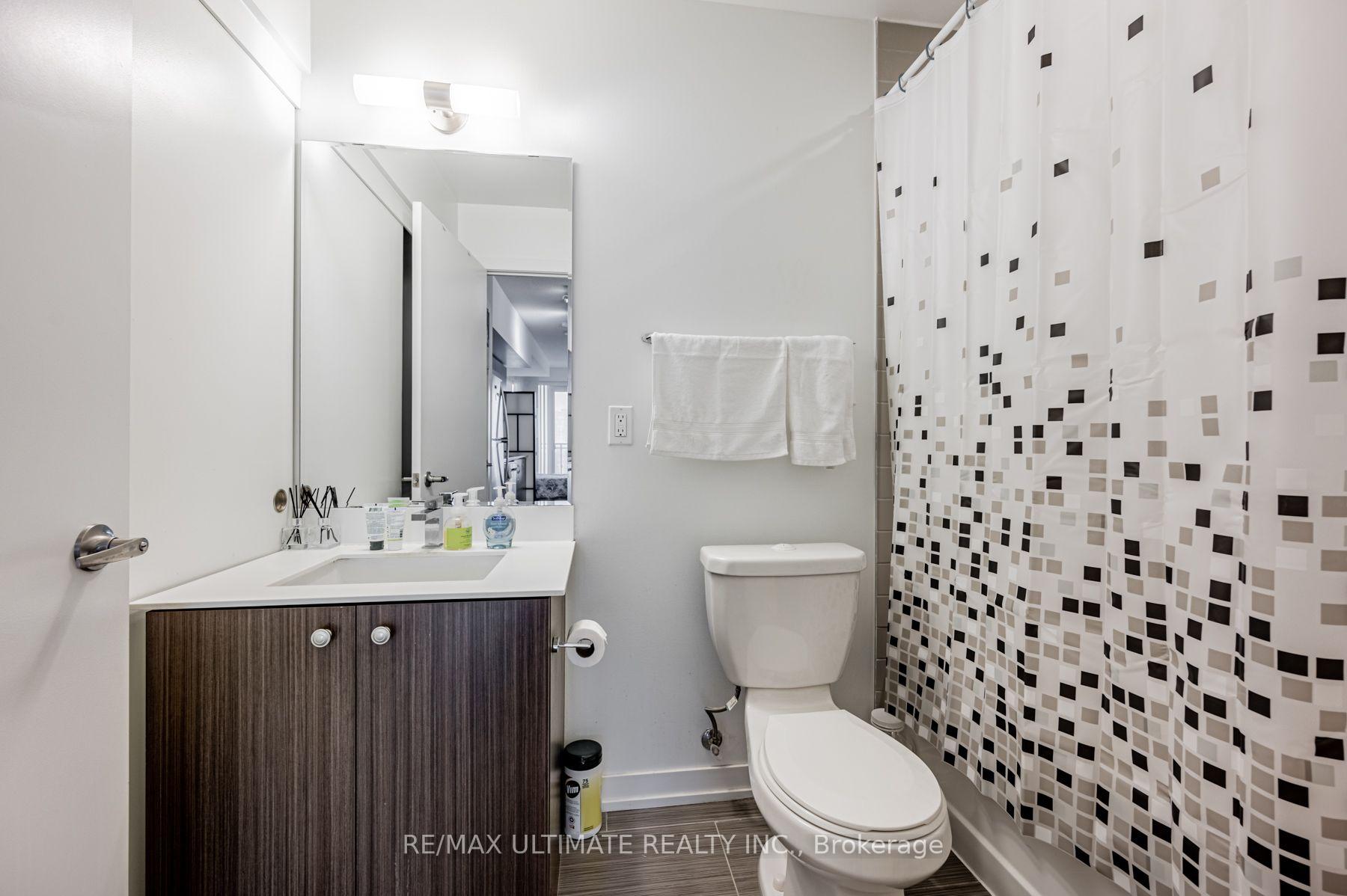 Photo 16 of Unit 809, 10 Willison Square, Toronto, Kensington-Chinatown — HOMEH