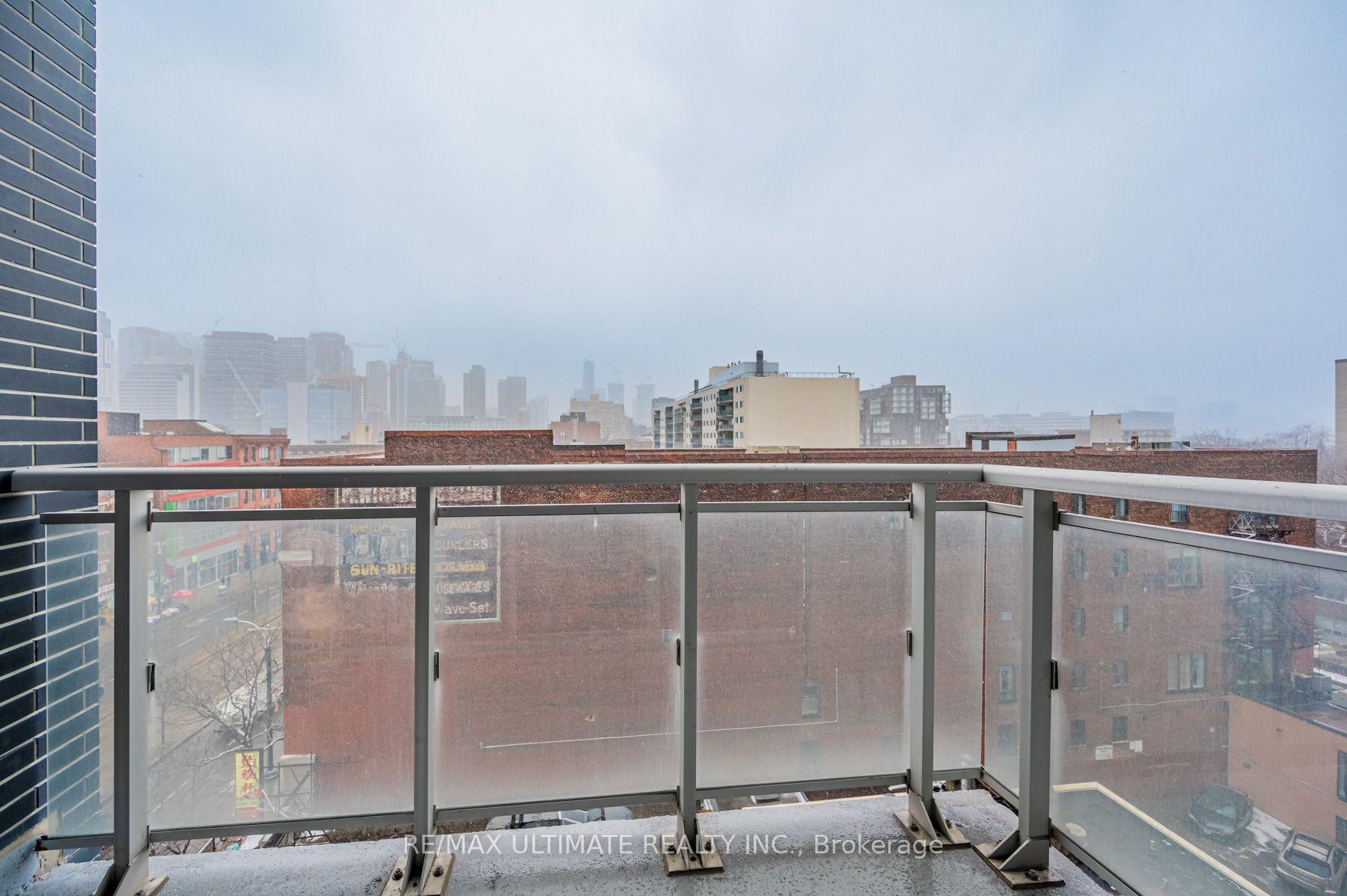 Photo 19 of Unit 809, 10 Willison Square, Toronto, Kensington-Chinatown — HOMEH