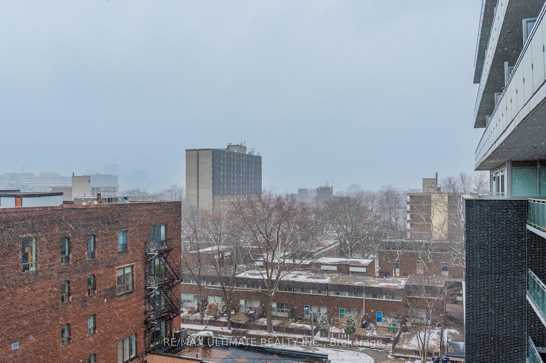 Photo 22 of Unit 809, 10 Willison Square, Toronto, Kensington-Chinatown — HOMEH