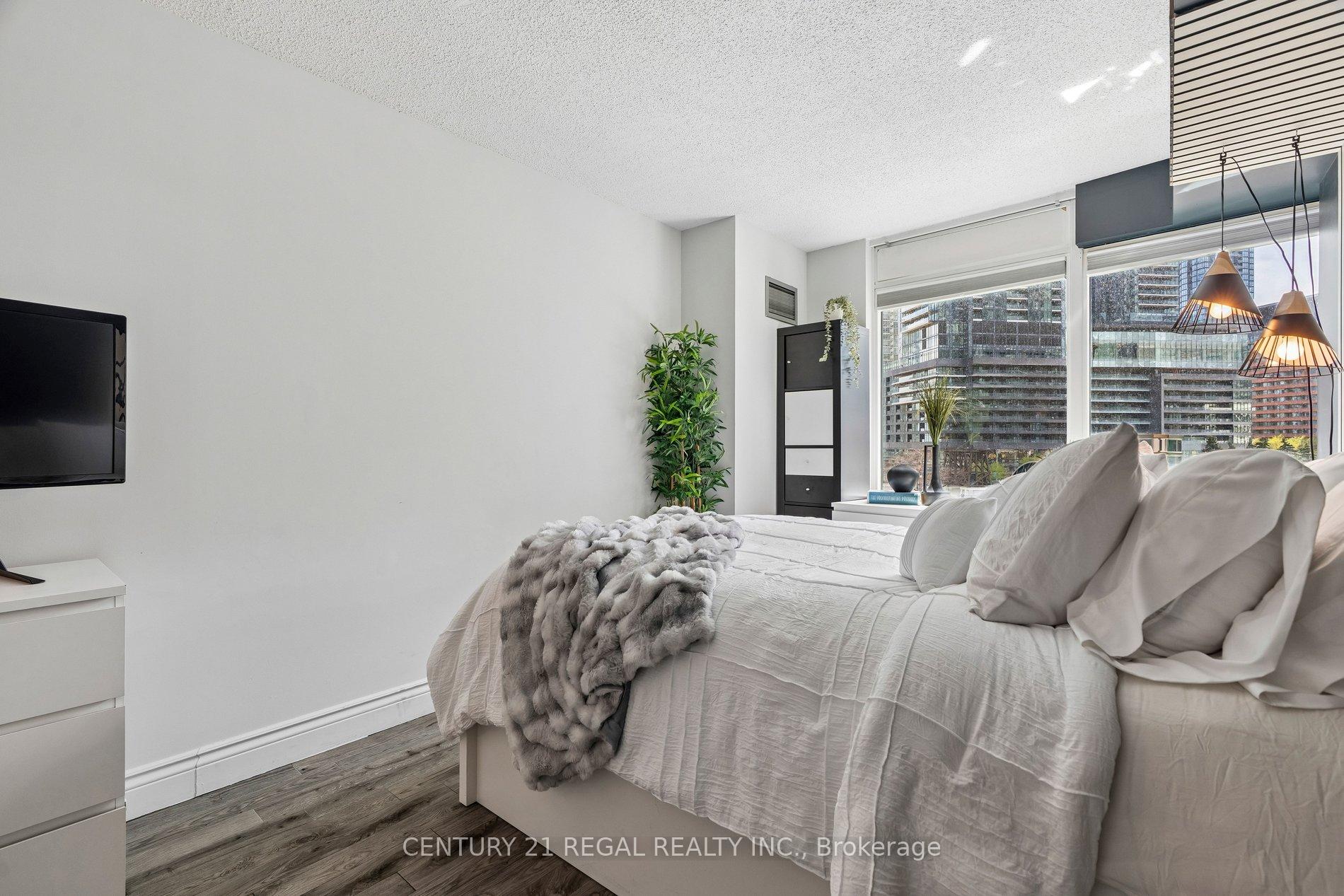 Photo 17 of Unit 507, 361 Front Street W, Toronto, Waterfront Communities — HOMEH